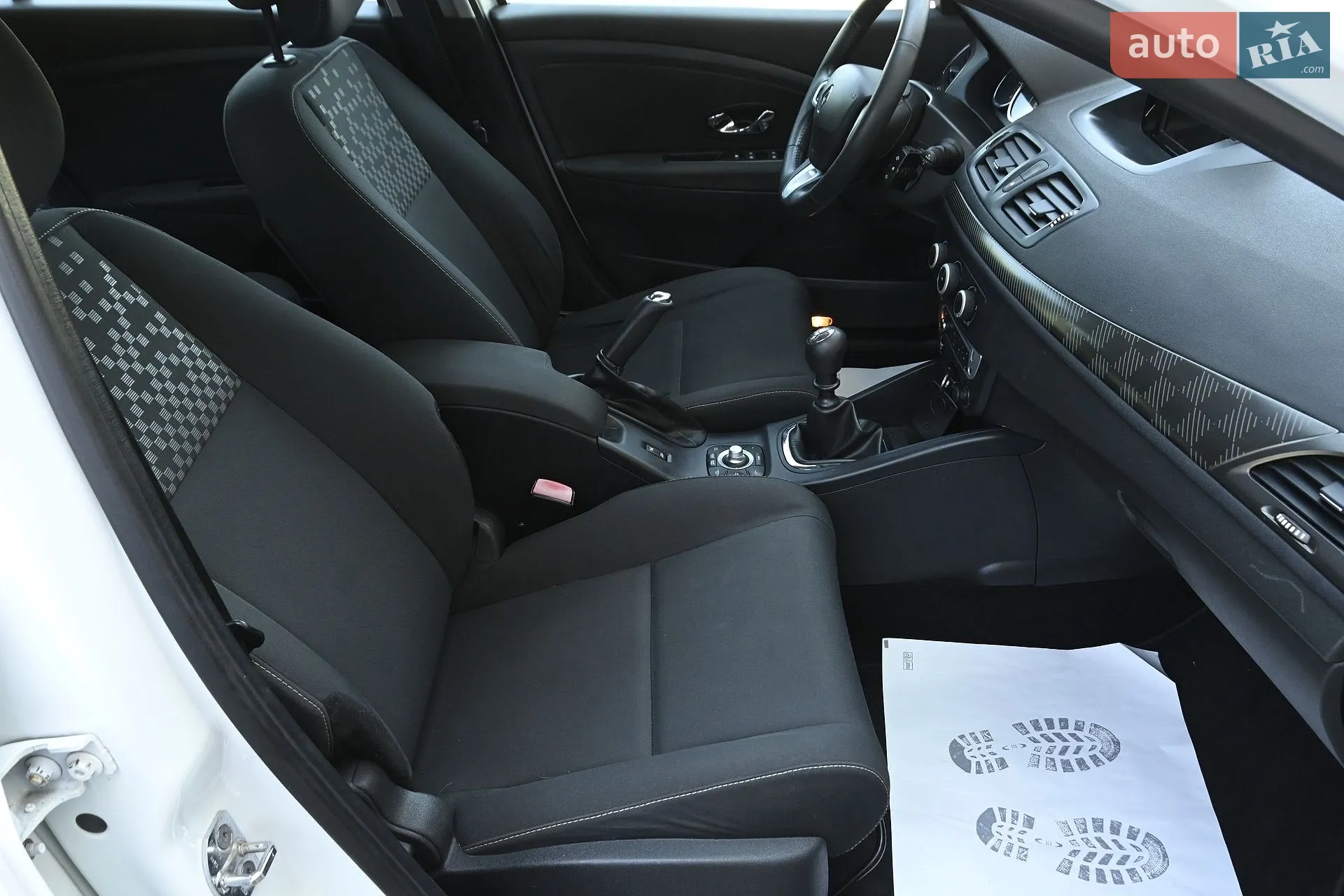 2012 Renault Megane - мініатюра 28