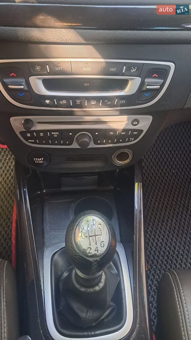 2012 Renault Megane - мініатюра 8