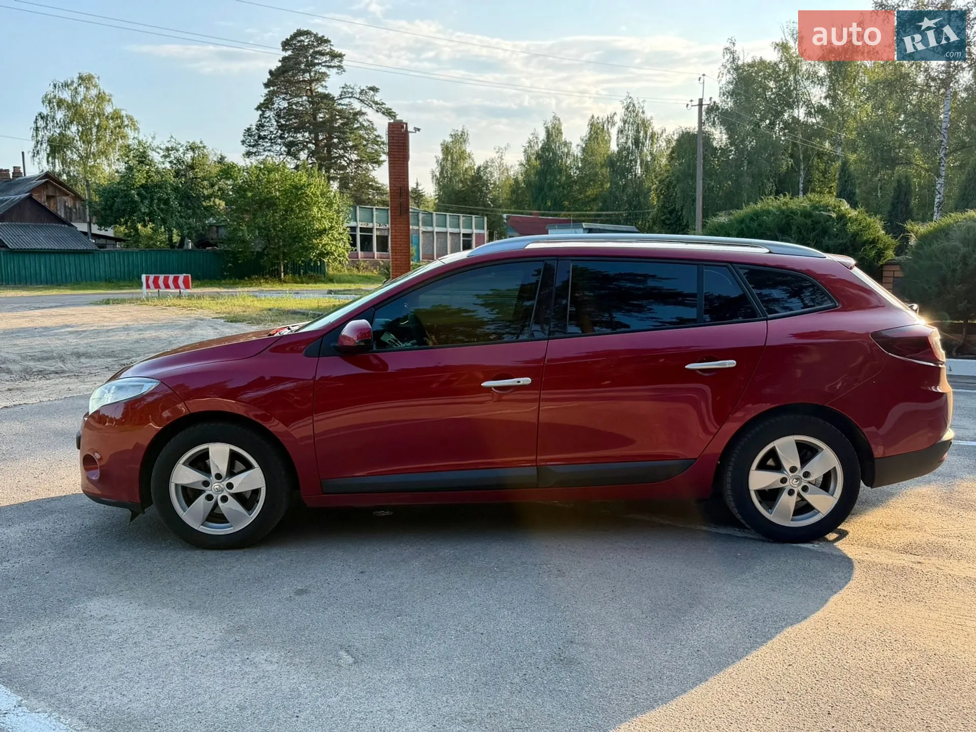 2010 Renault Megane - мініатюра 4