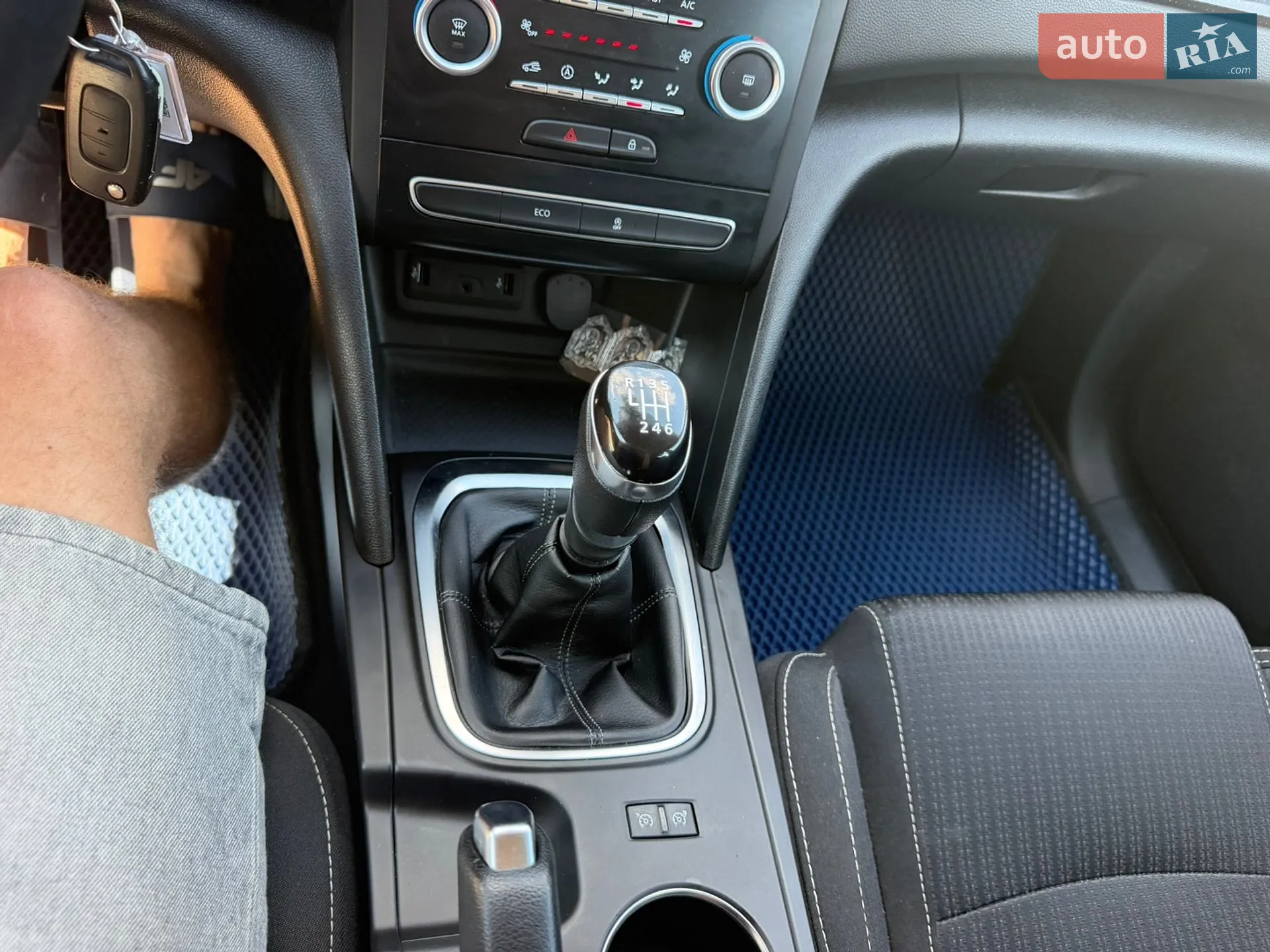 2017 Renault Megane - мініатюра 41