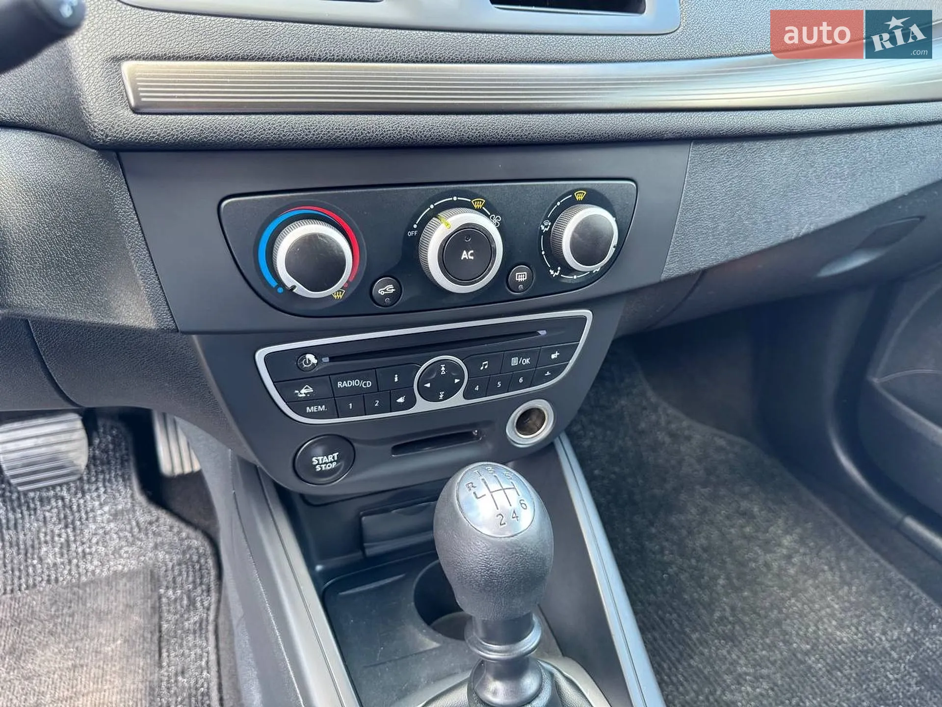 2011 Renault Megane - мініатюра 8