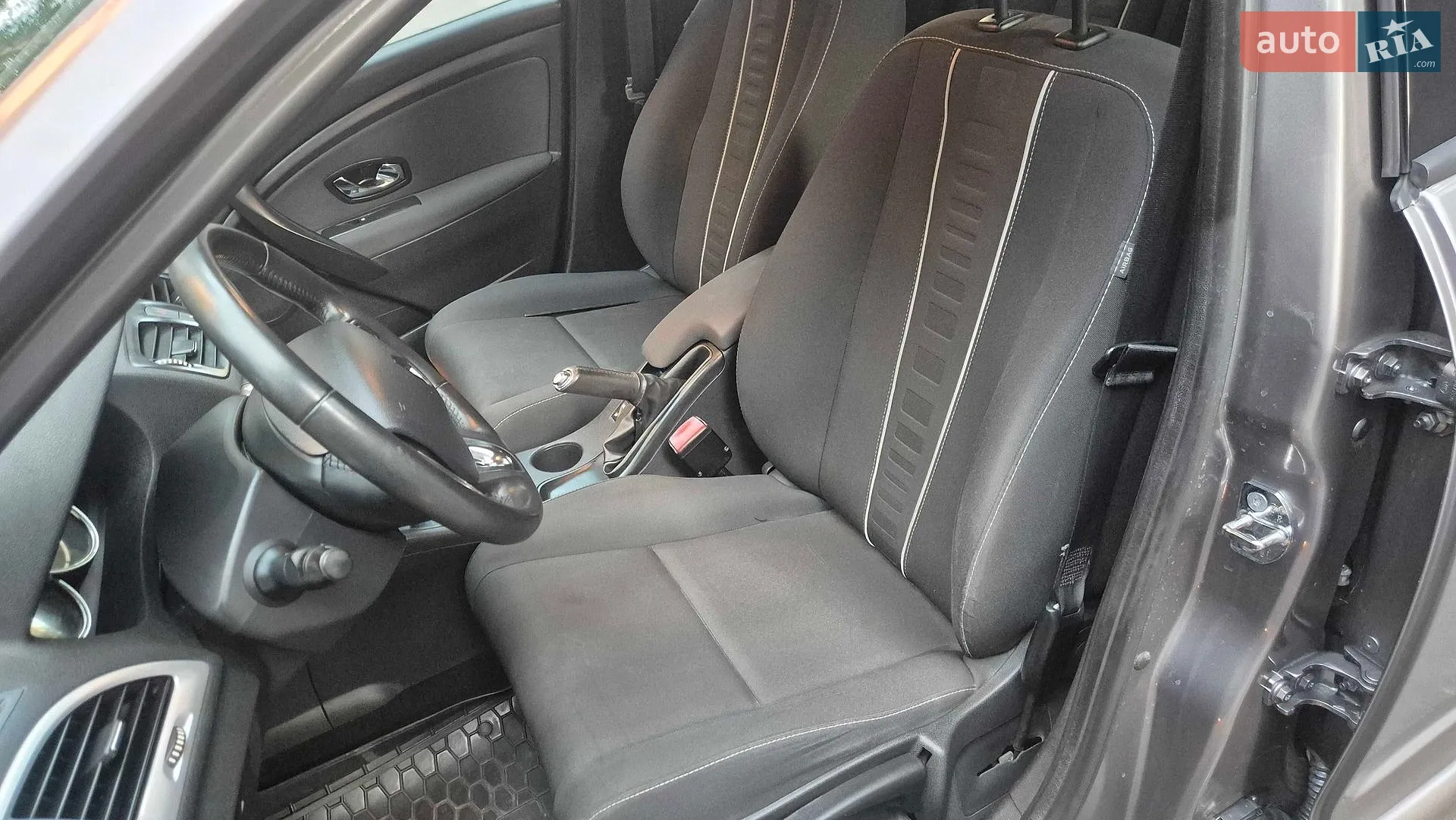 2014 Renault Megane - мініатюра 15