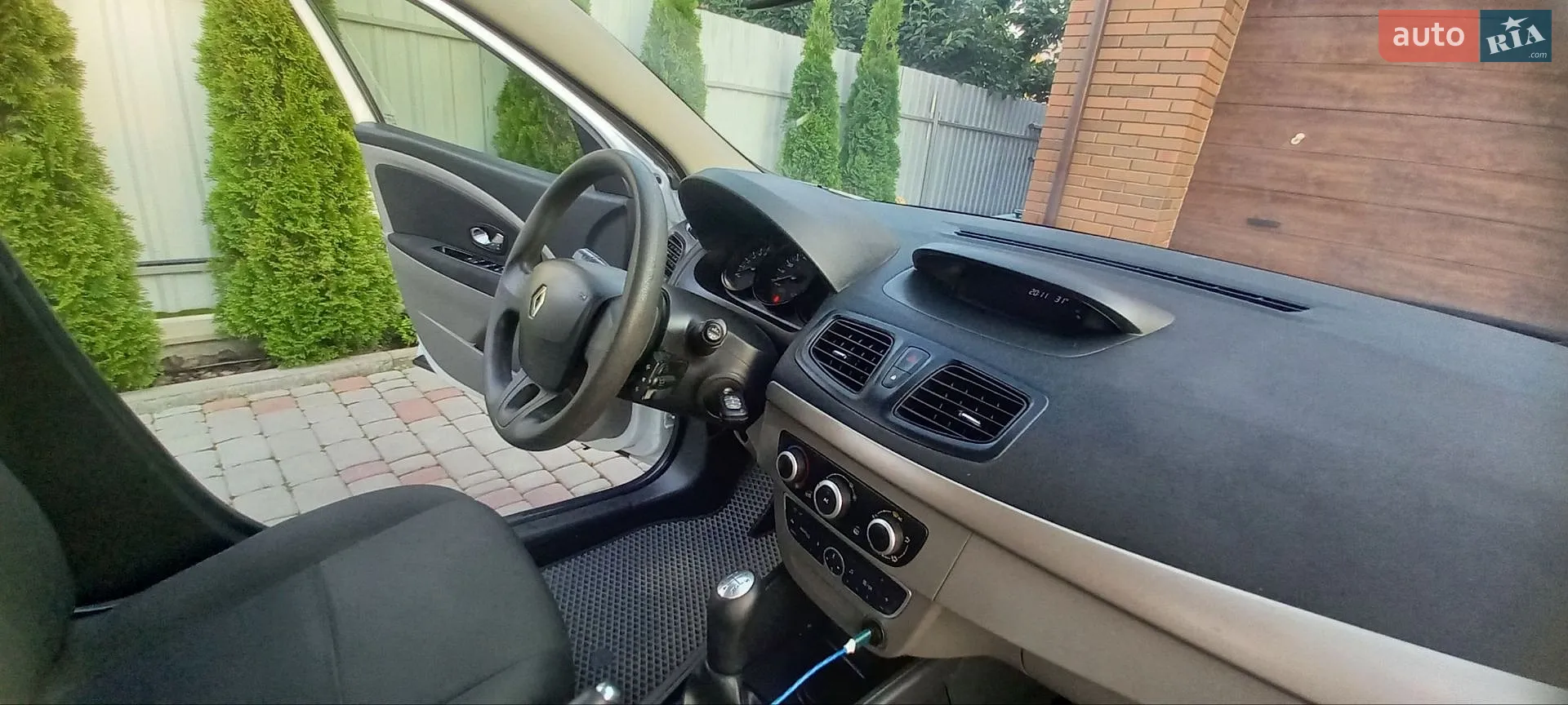 2012 Renault Megane - мініатюра 42