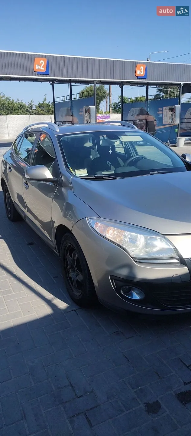 2012 Renault Megane - мініатюра 2