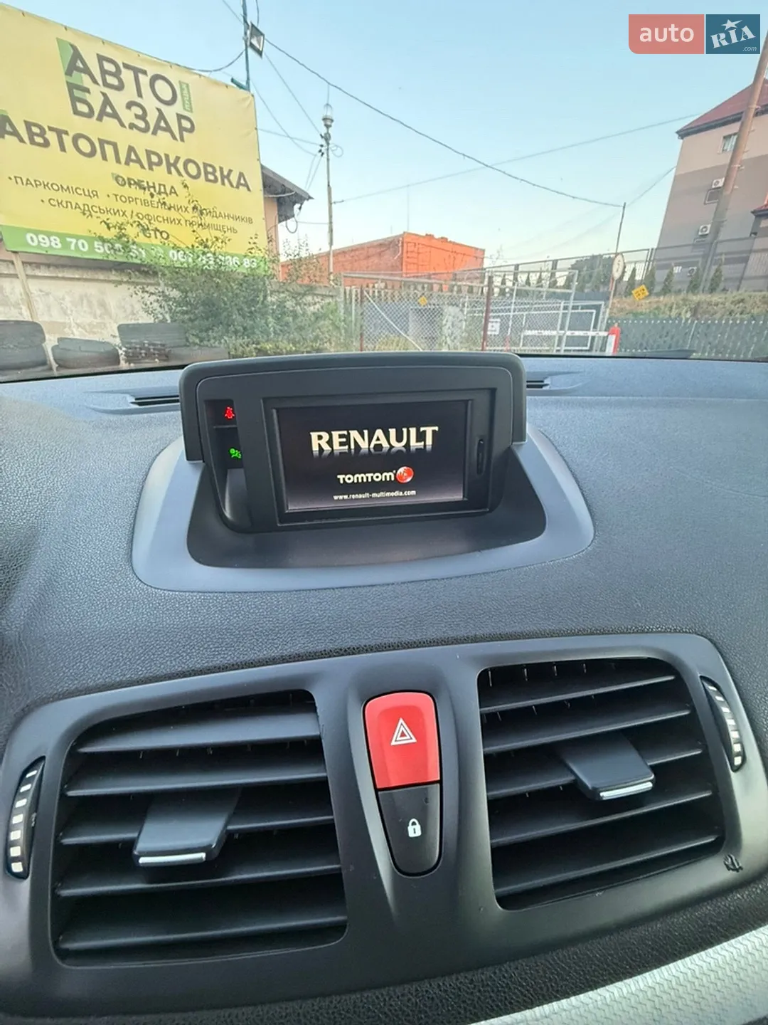 2010 Renault Megane - мініатюра 16
