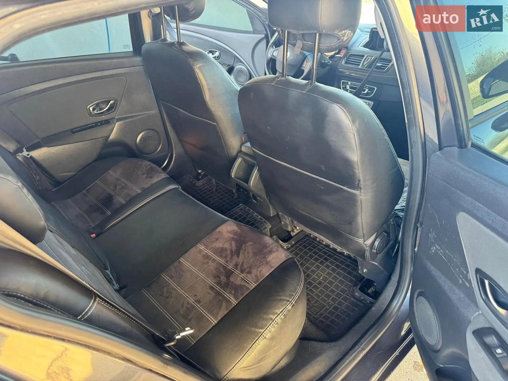2012 Renault Megane - мініатюра 10
