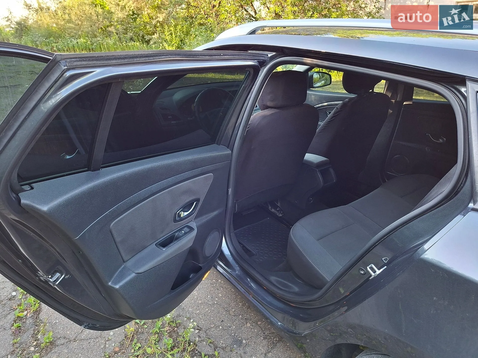 2010 Renault Megane - мініатюра 30