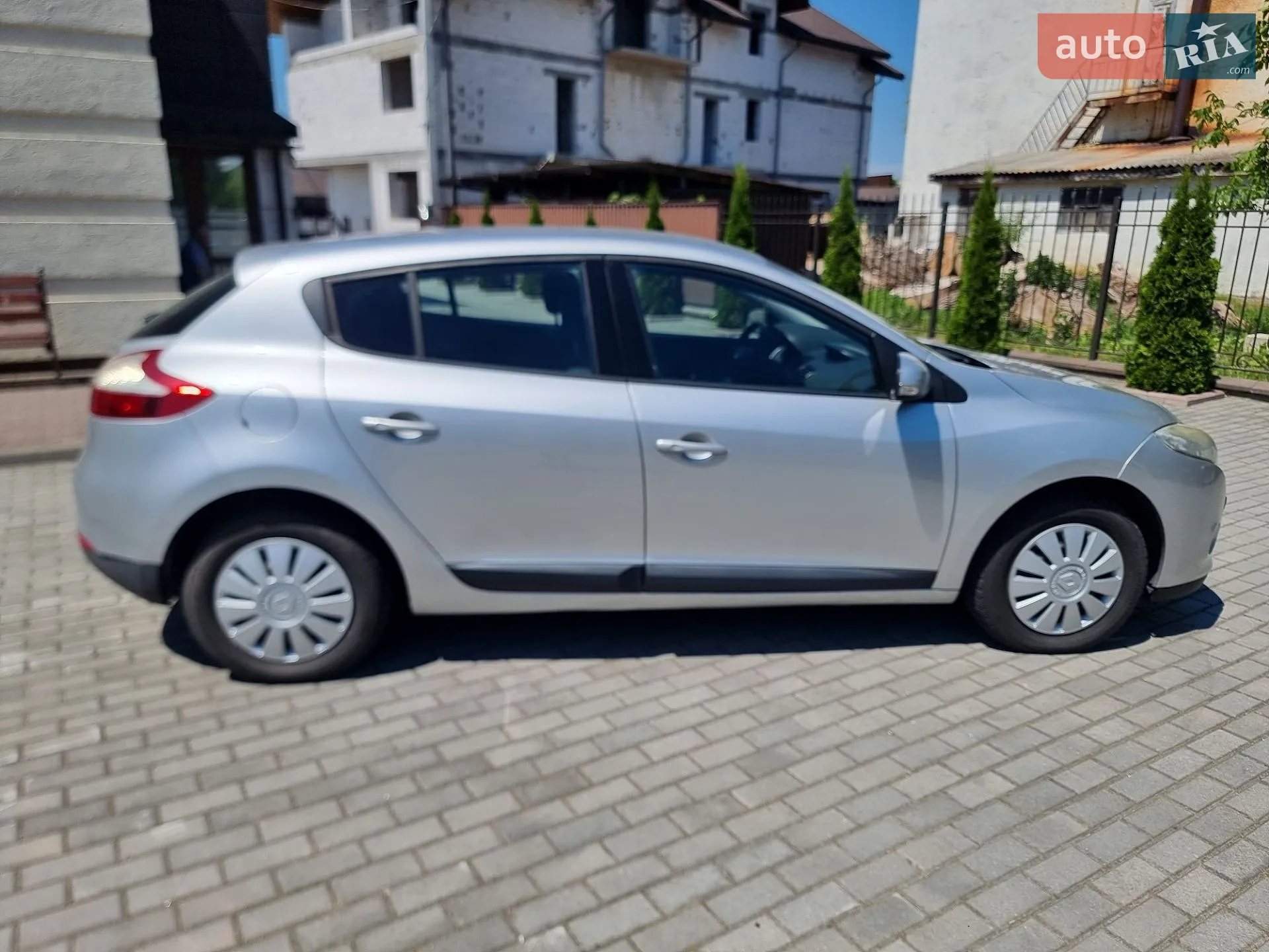 2010 Renault Megane - мініатюра 9
