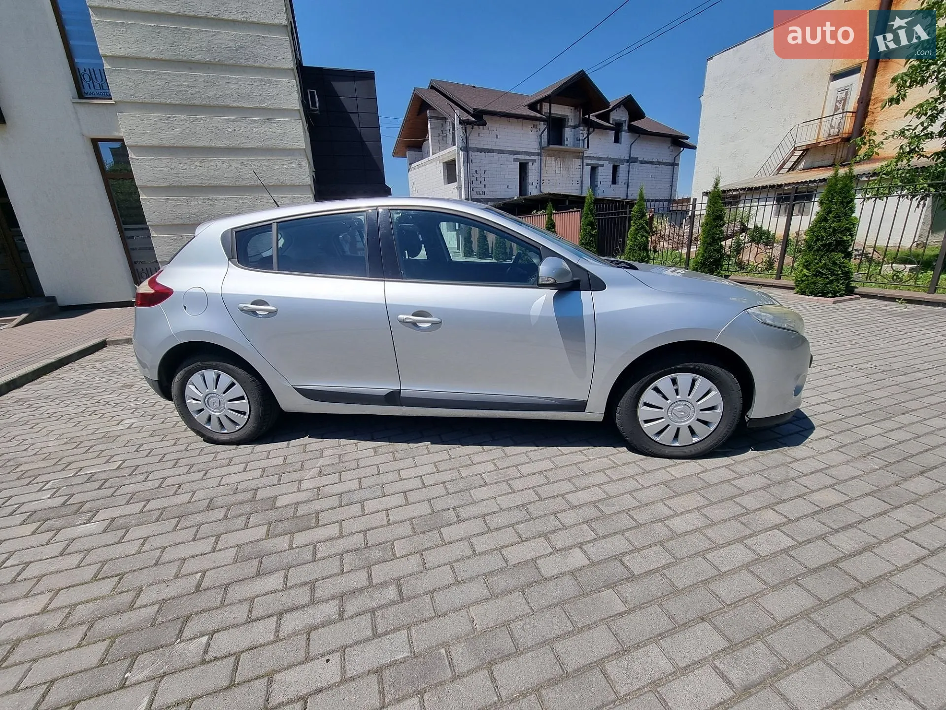 2010 Renault Megane - мініатюра 4