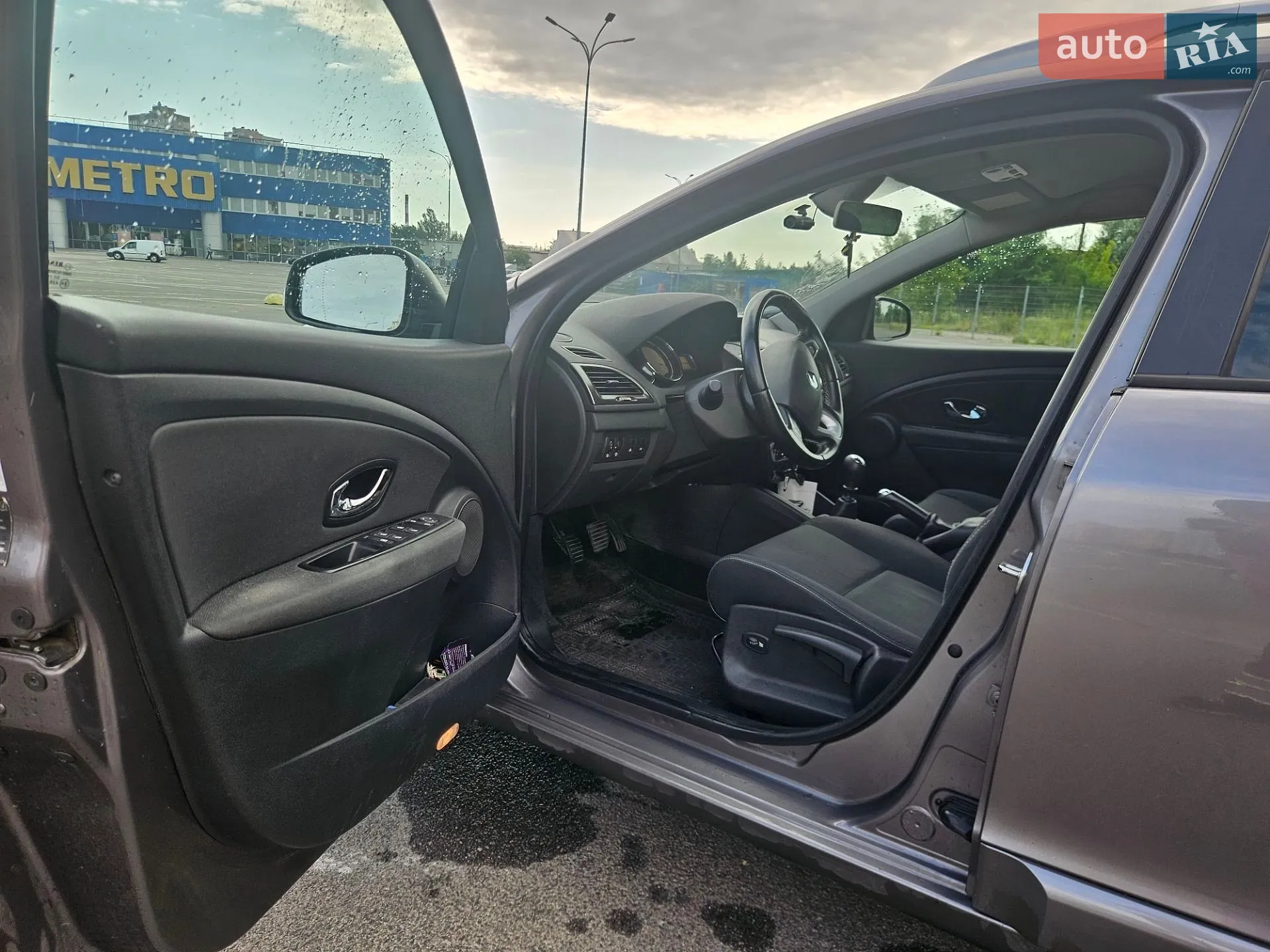 2012 Renault Megane - мініатюра 12