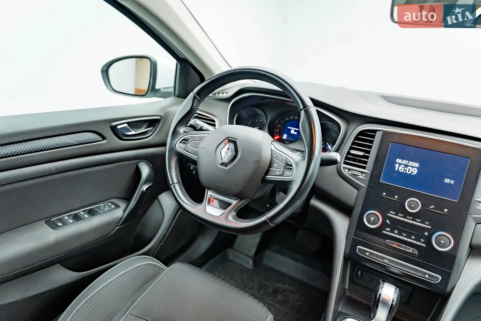 2017 Renault Megane - мініатюра 12