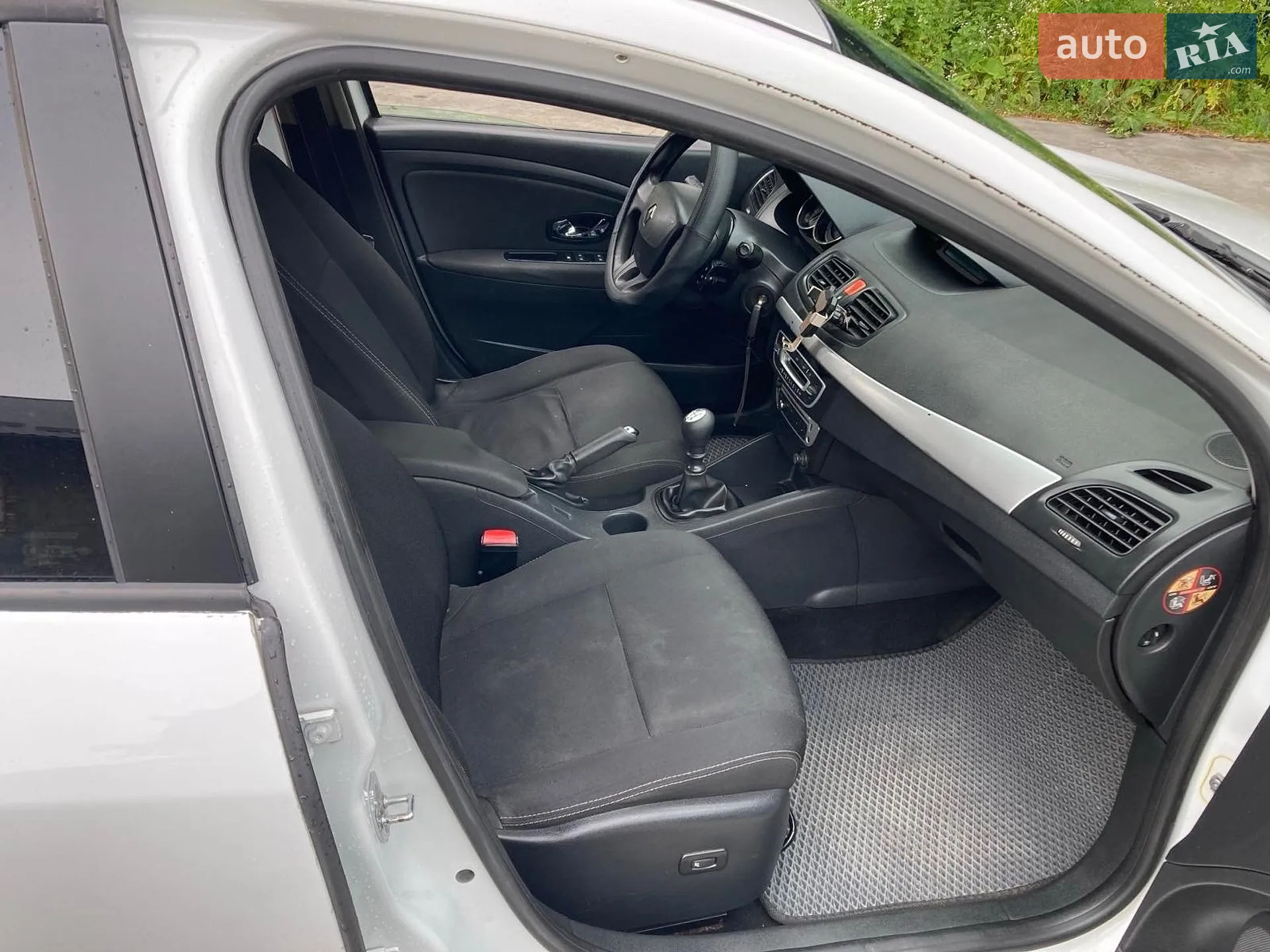2015 Renault Megane - мініатюра 14