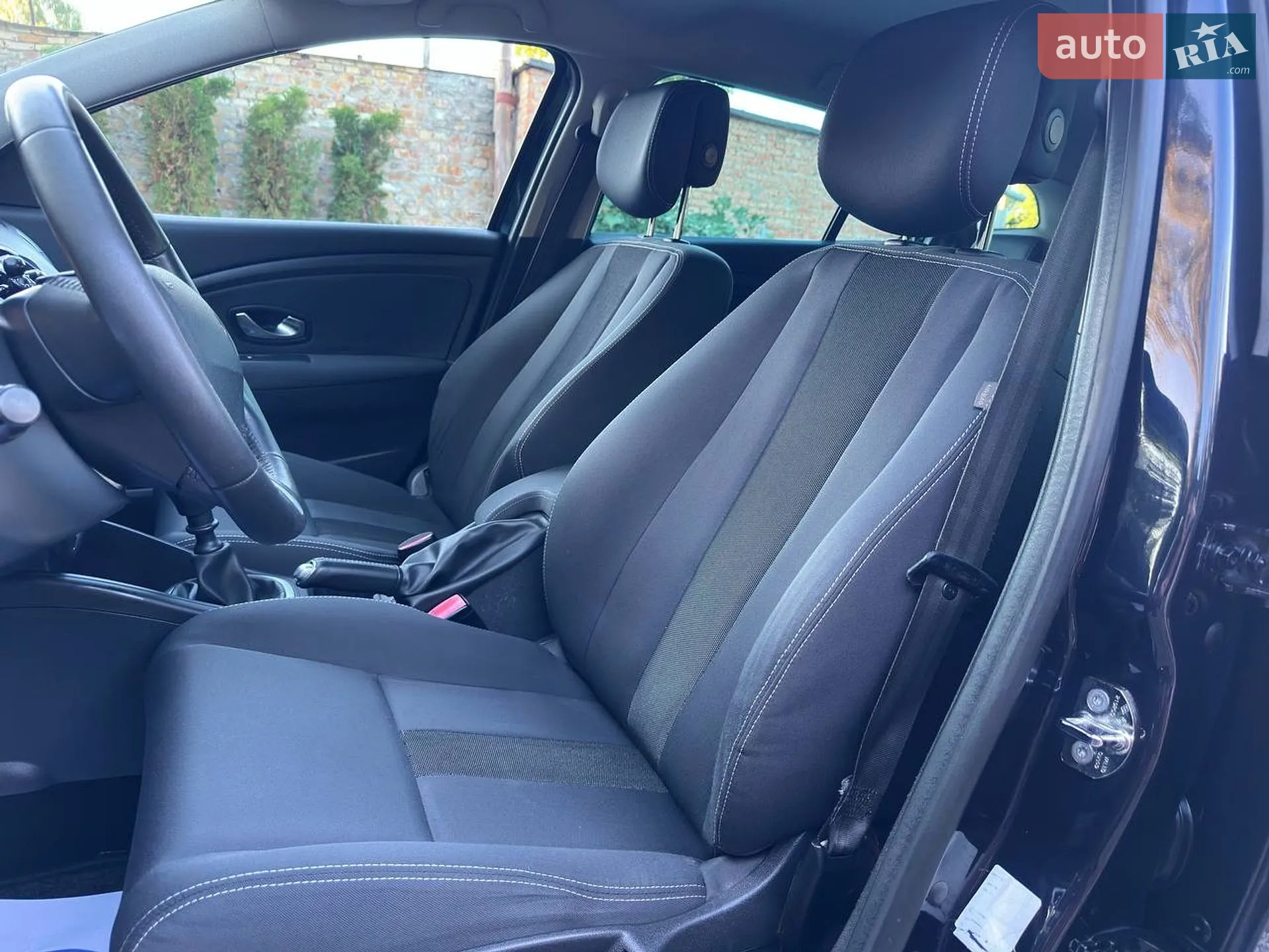 2010 Renault Megane - мініатюра 71