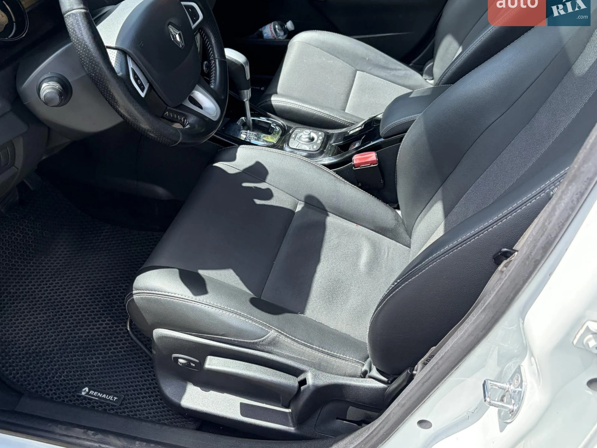 2012 Renault Megane - мініатюра 28