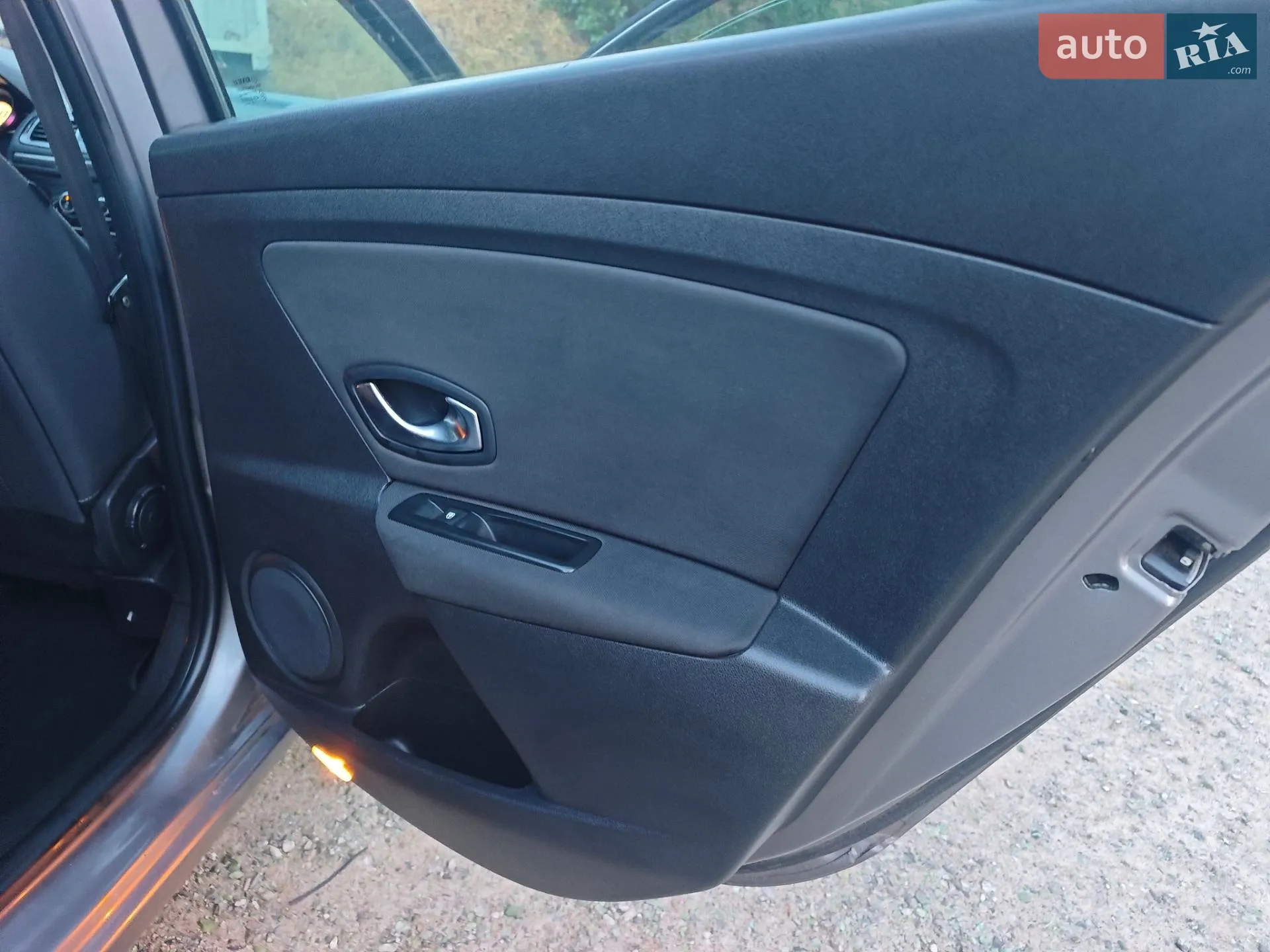 2010 Renault Megane - мініатюра 10