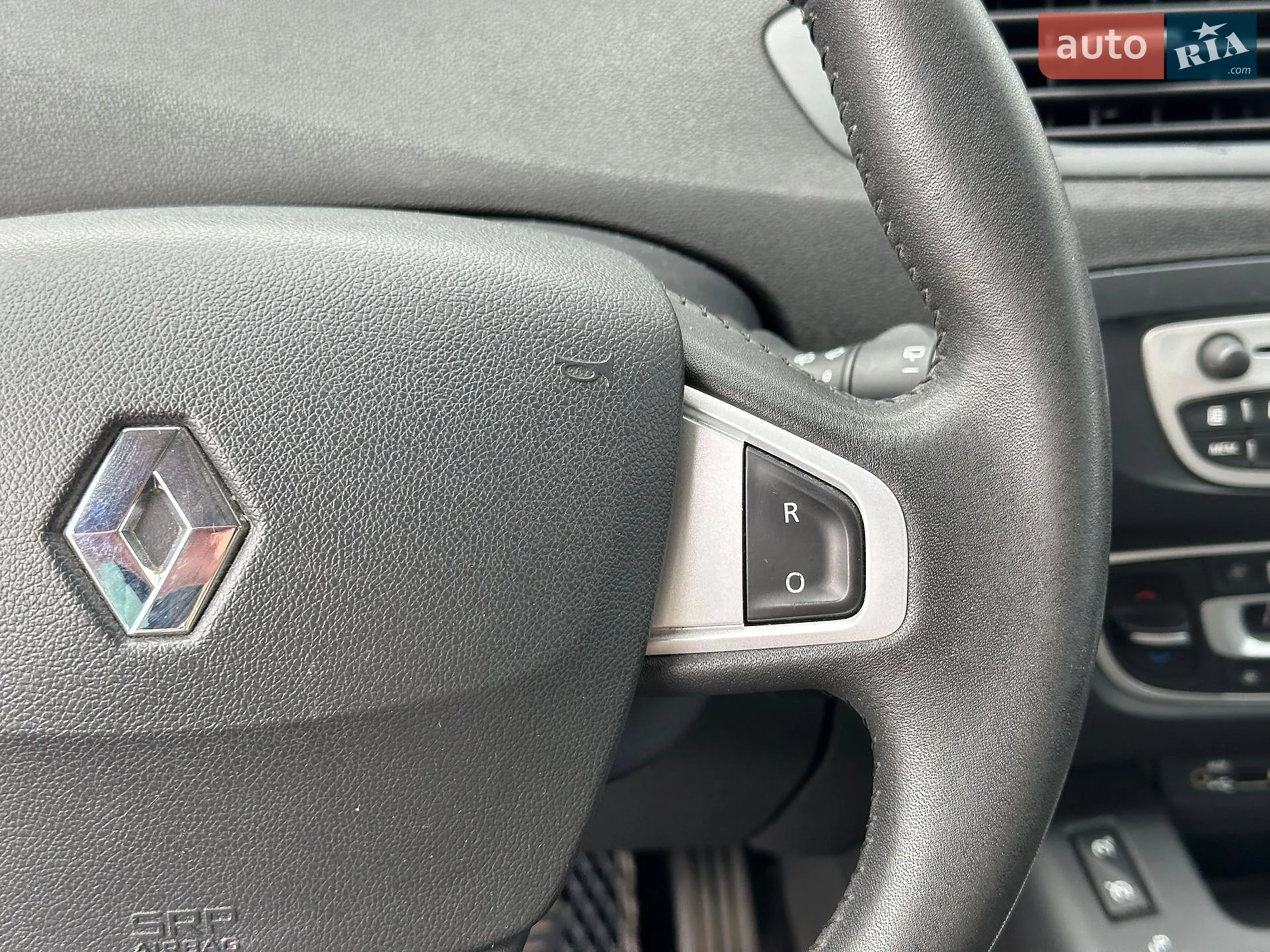 2011 Renault Megane - мініатюра 21