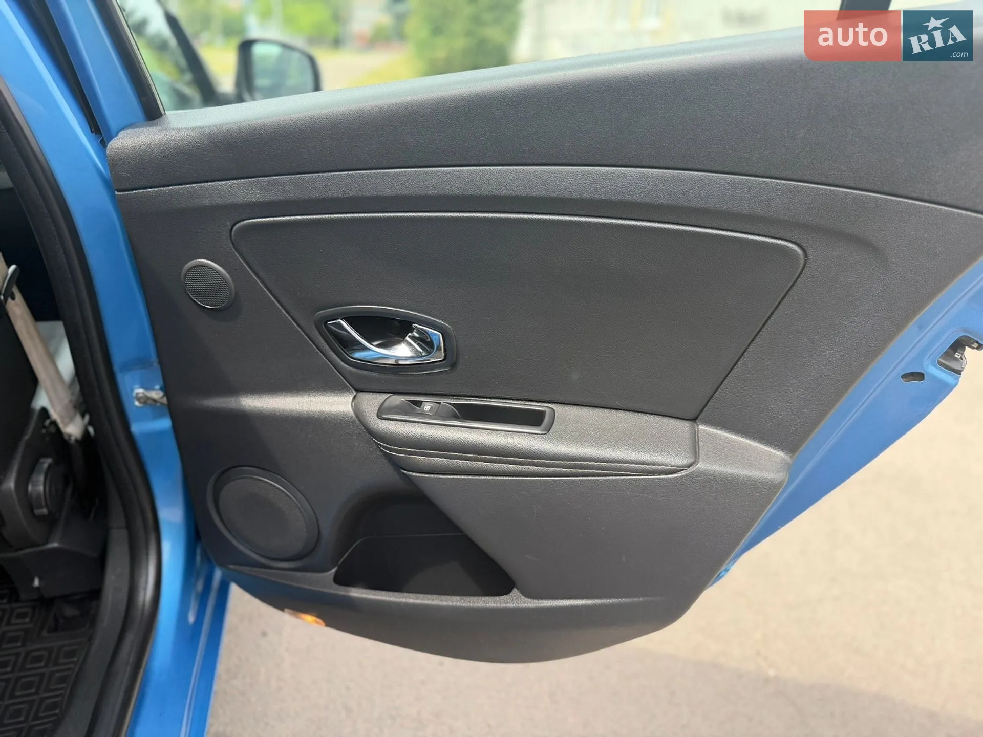 Renault Megane 2012 VIN VF1KZ140647982456 фото оголошення 61 з 66