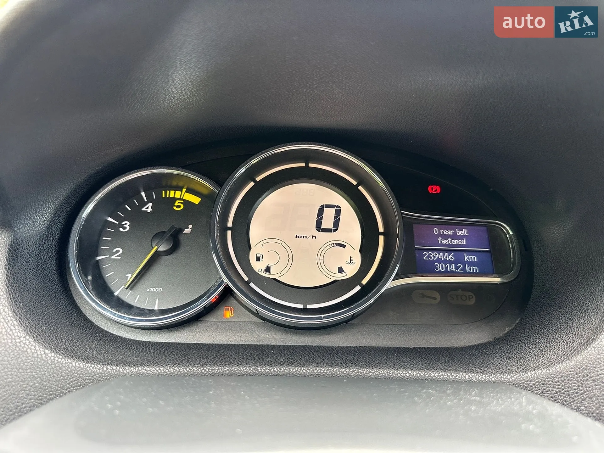 2013 Renault Megane - мініатюра 12