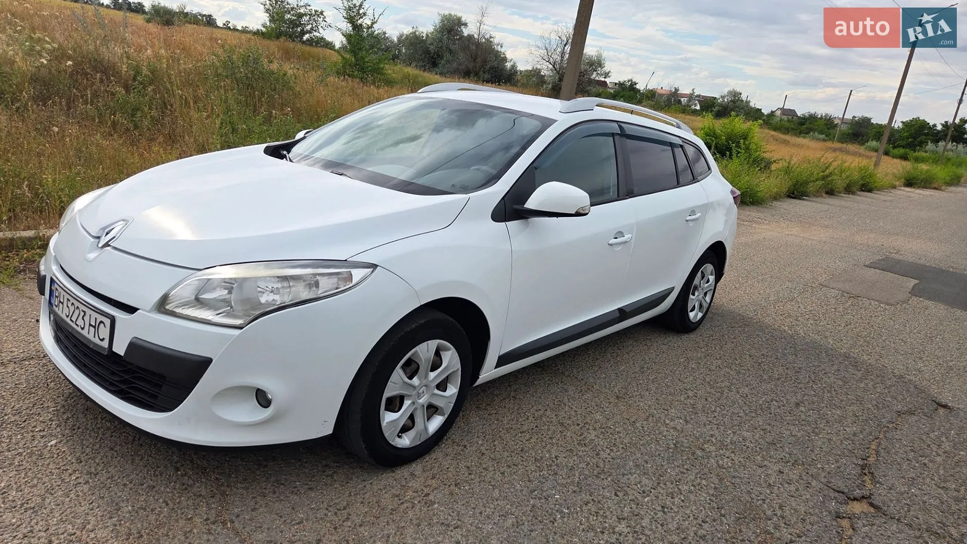 2010 Renault Megane - мініатюра 2