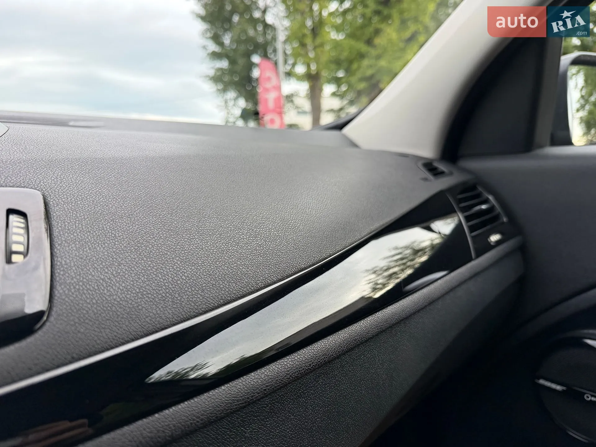 2012 Renault Megane - мініатюра 21