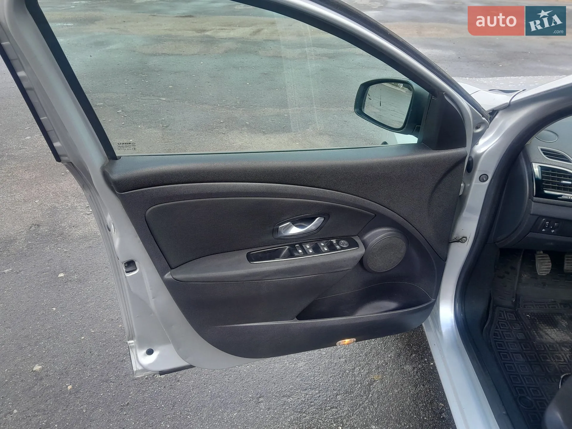 2011 Renault Megane - мініатюра 10