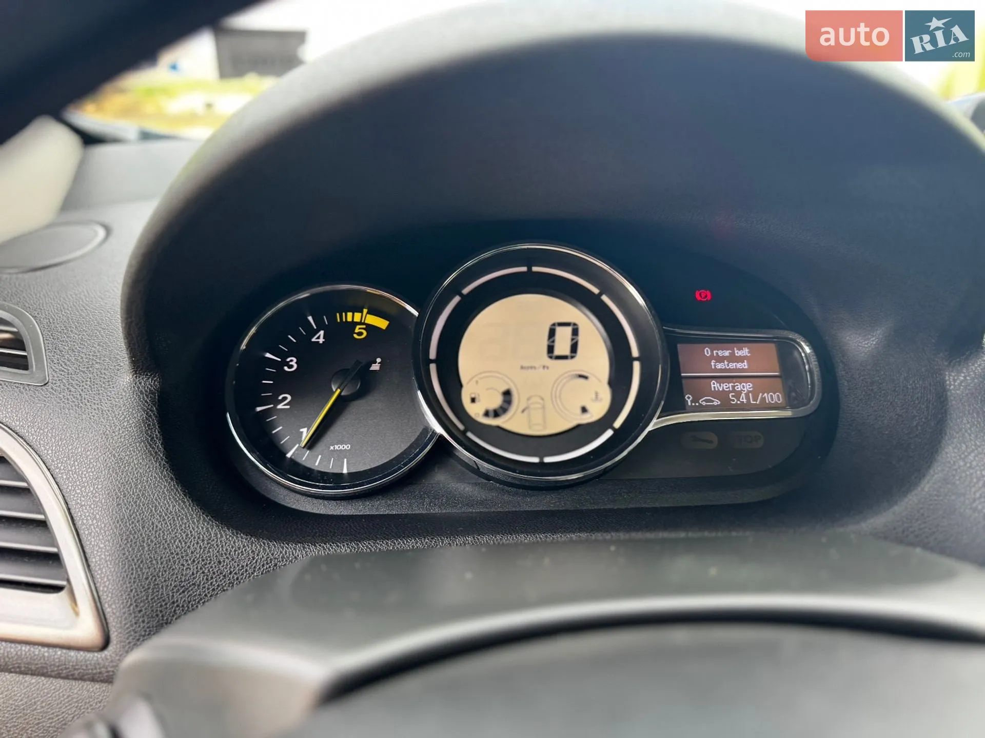 2012 Renault Megane - мініатюра 16