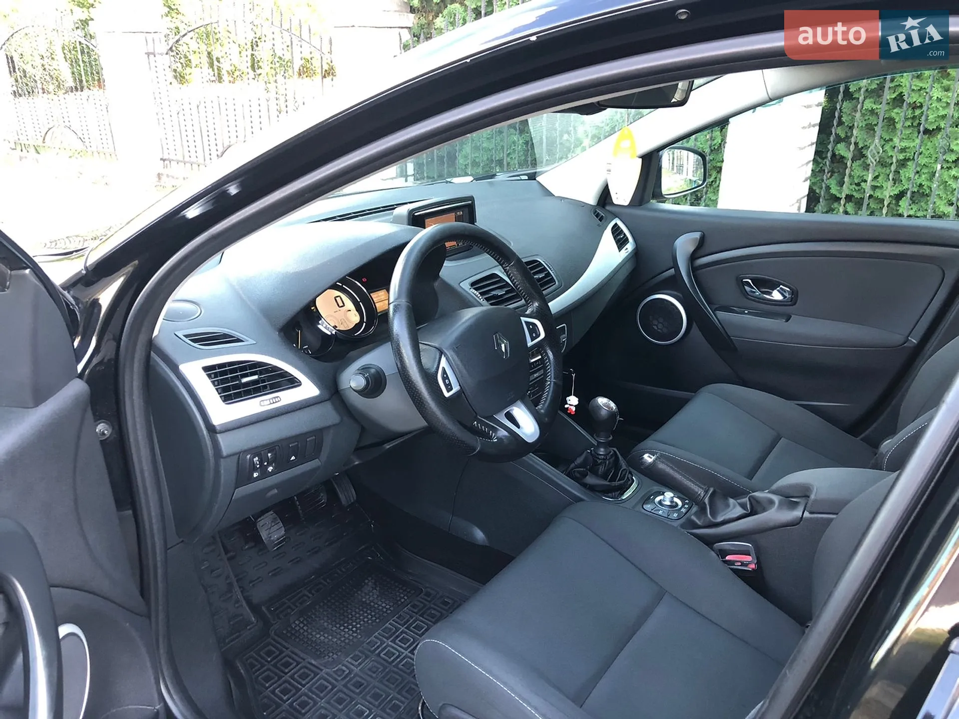 2012 Renault Megane - мініатюра 23