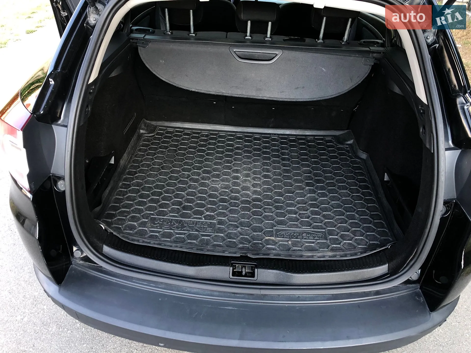 2012 Renault Megane - мініатюра 25
