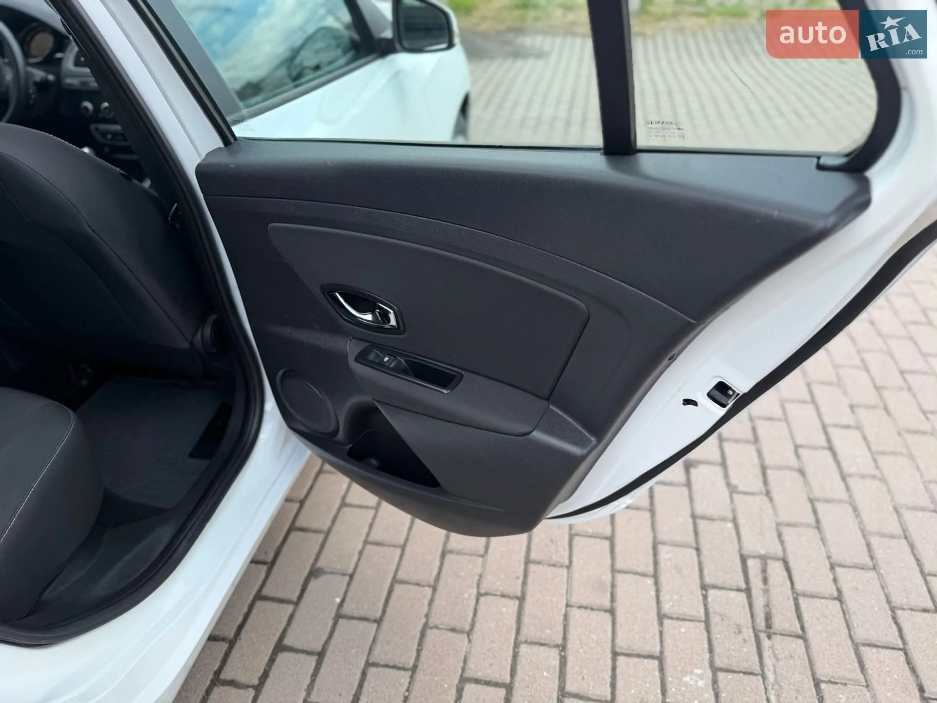 2014 Renault Megane - мініатюра 38