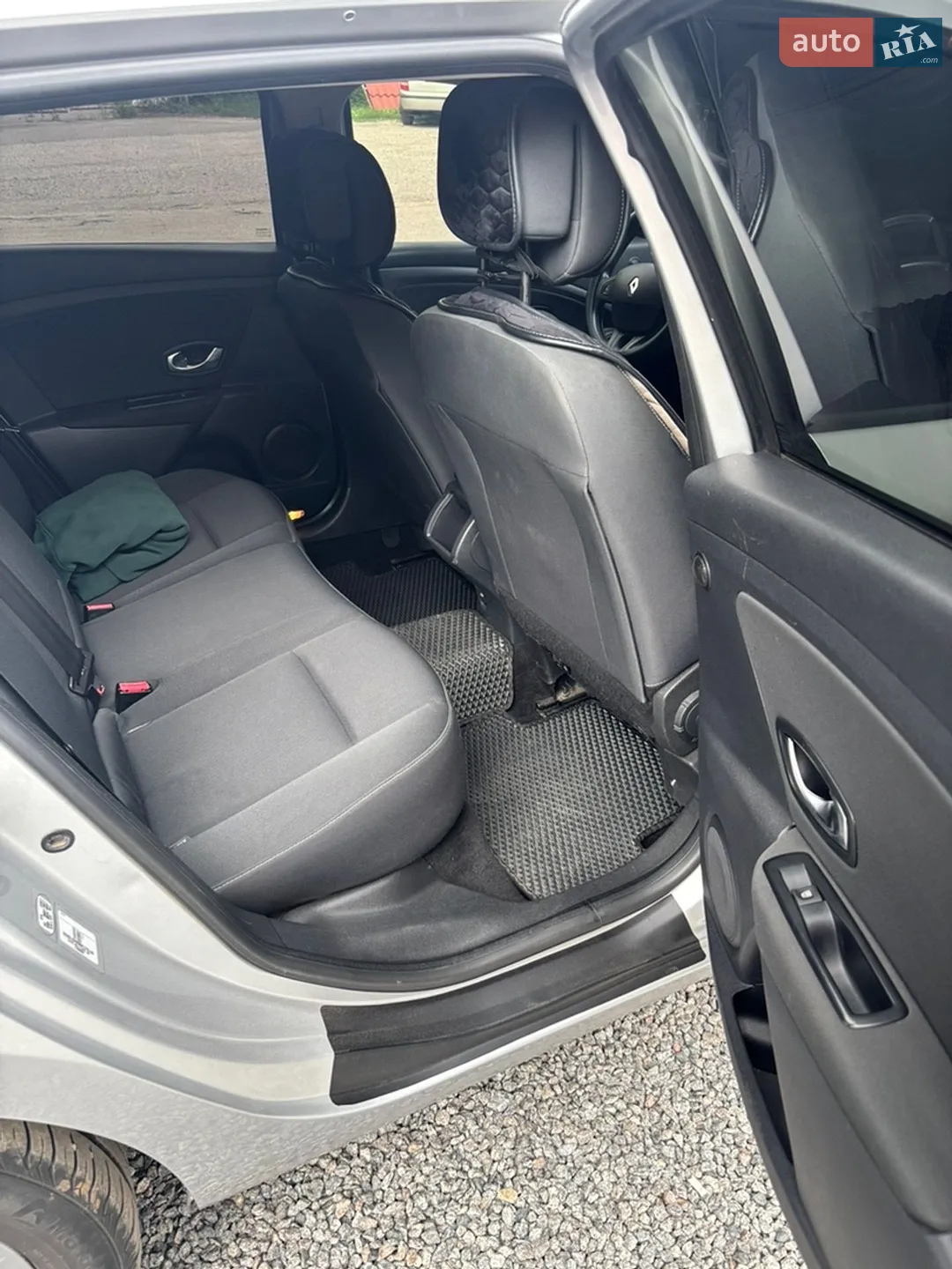 2010 Renault Megane - мініатюра 12