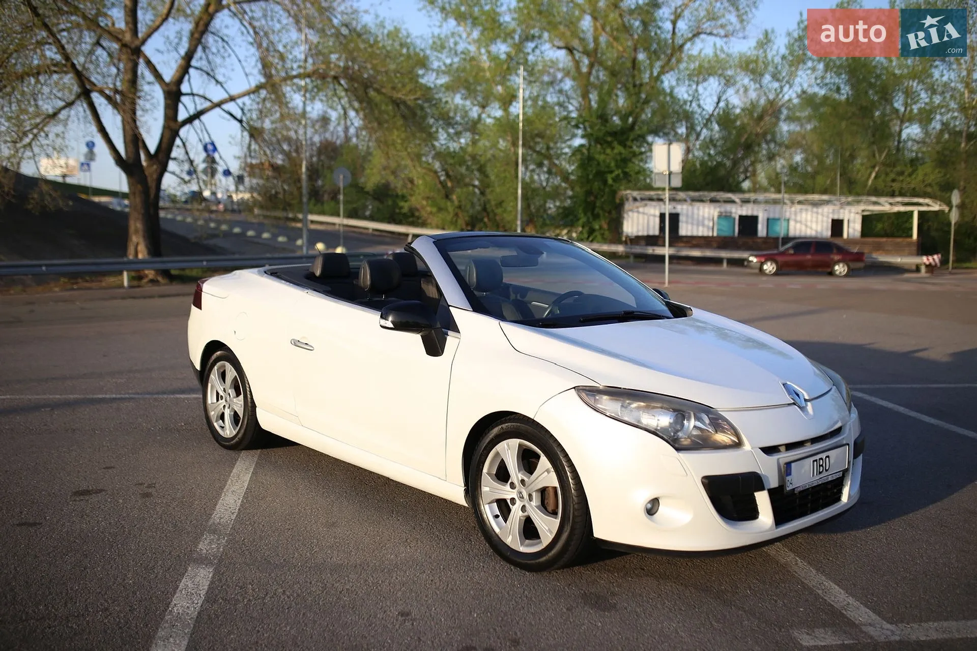 2010 Renault Megane - мініатюра 13