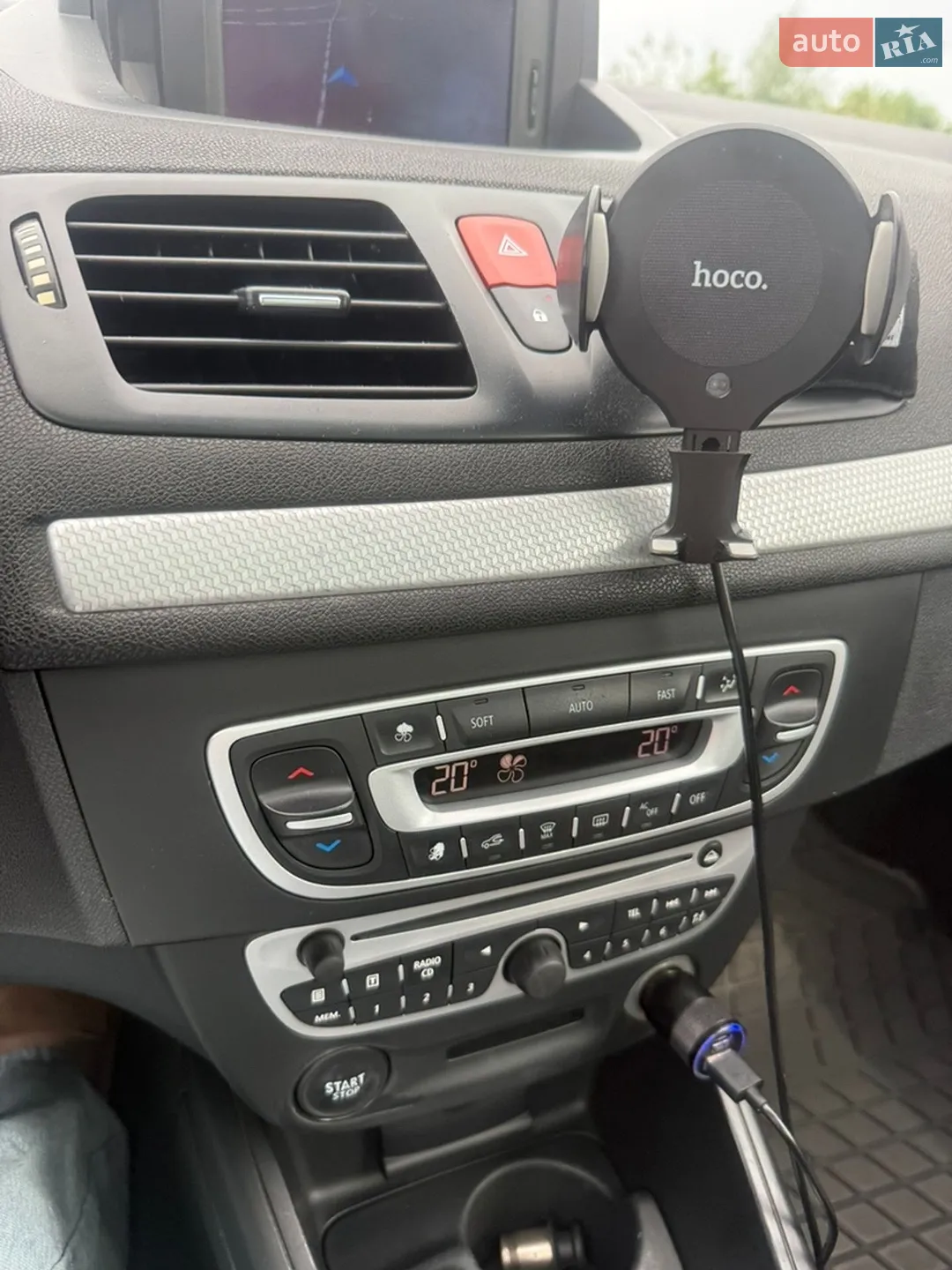 2010 Renault Megane - мініатюра 24