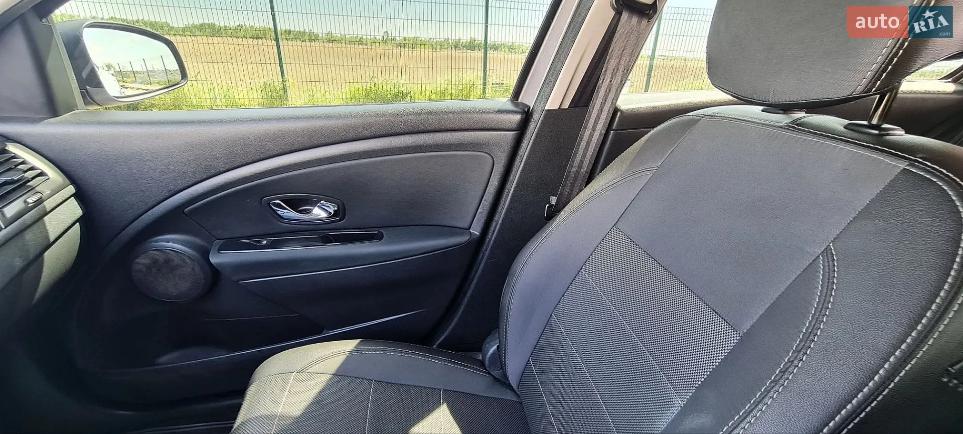 2014 Renault Megane - мініатюра 18