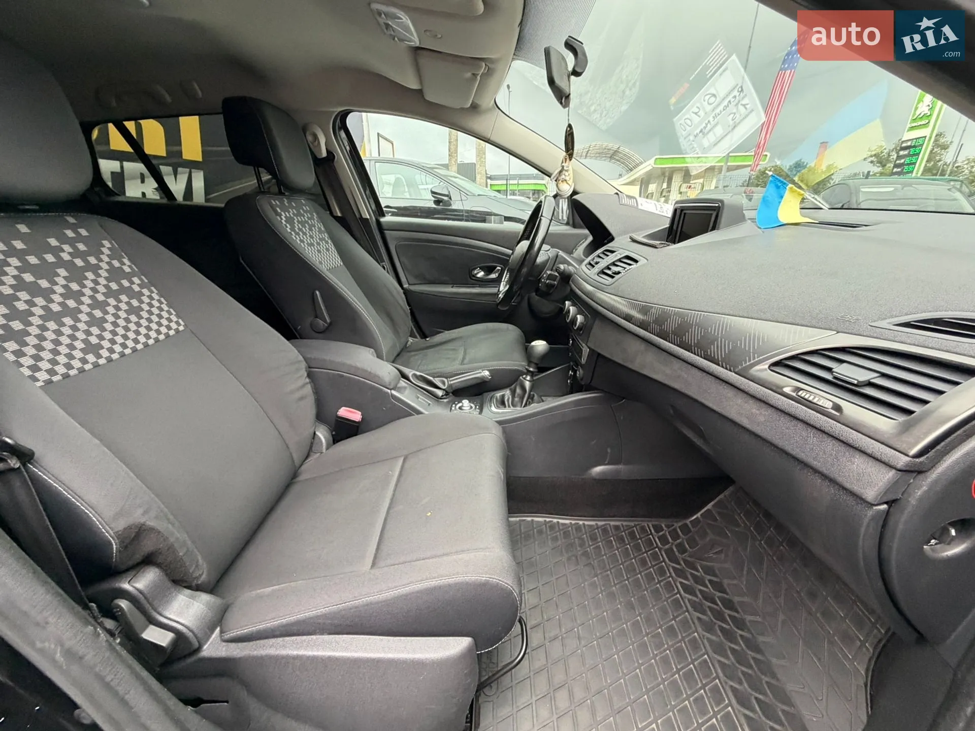 2013 Renault Megane - мініатюра 15