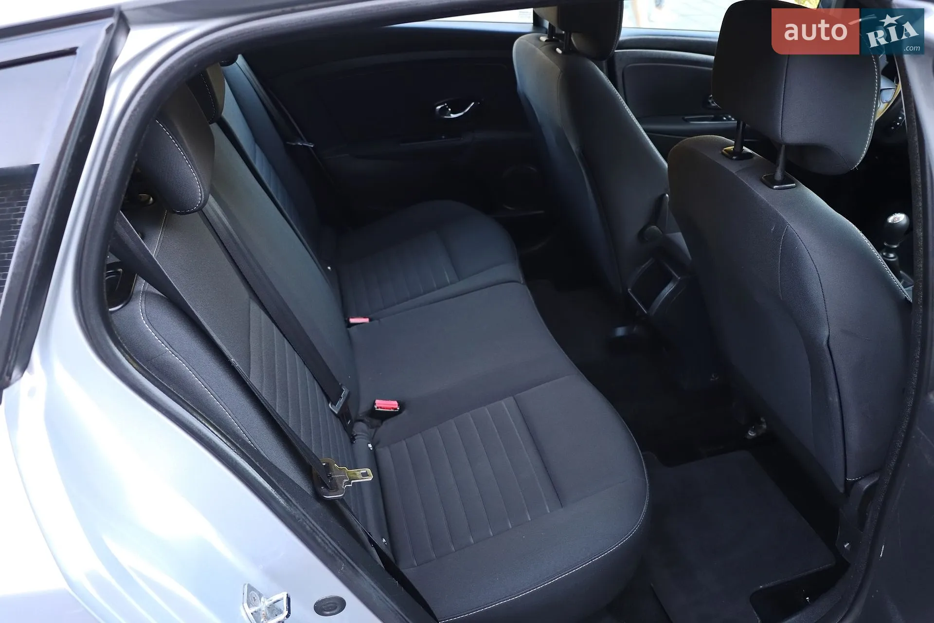 2018 Volkswagen Touareg - мініатюра 14