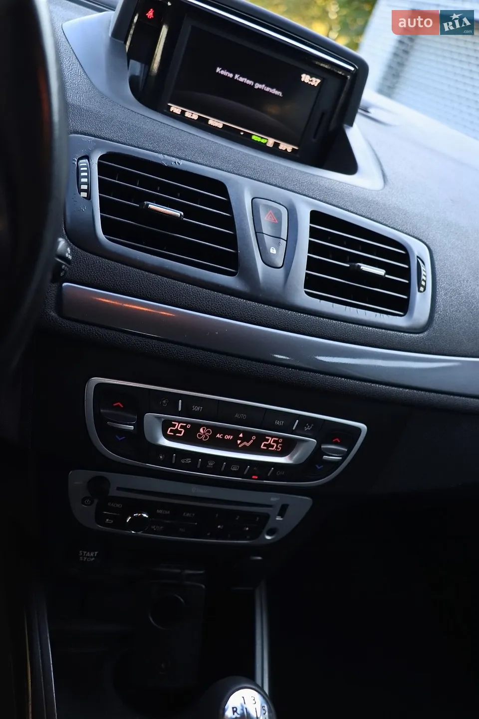 2018 Volkswagen Touareg - мініатюра 20