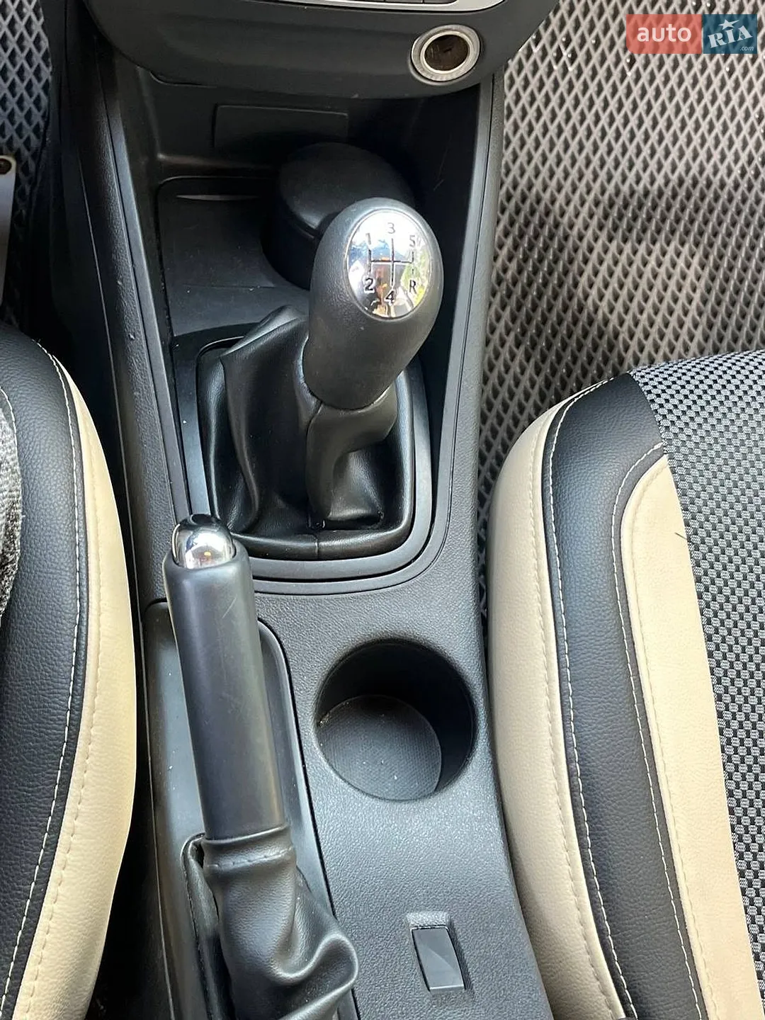 2013 Renault Megane - мініатюра 29