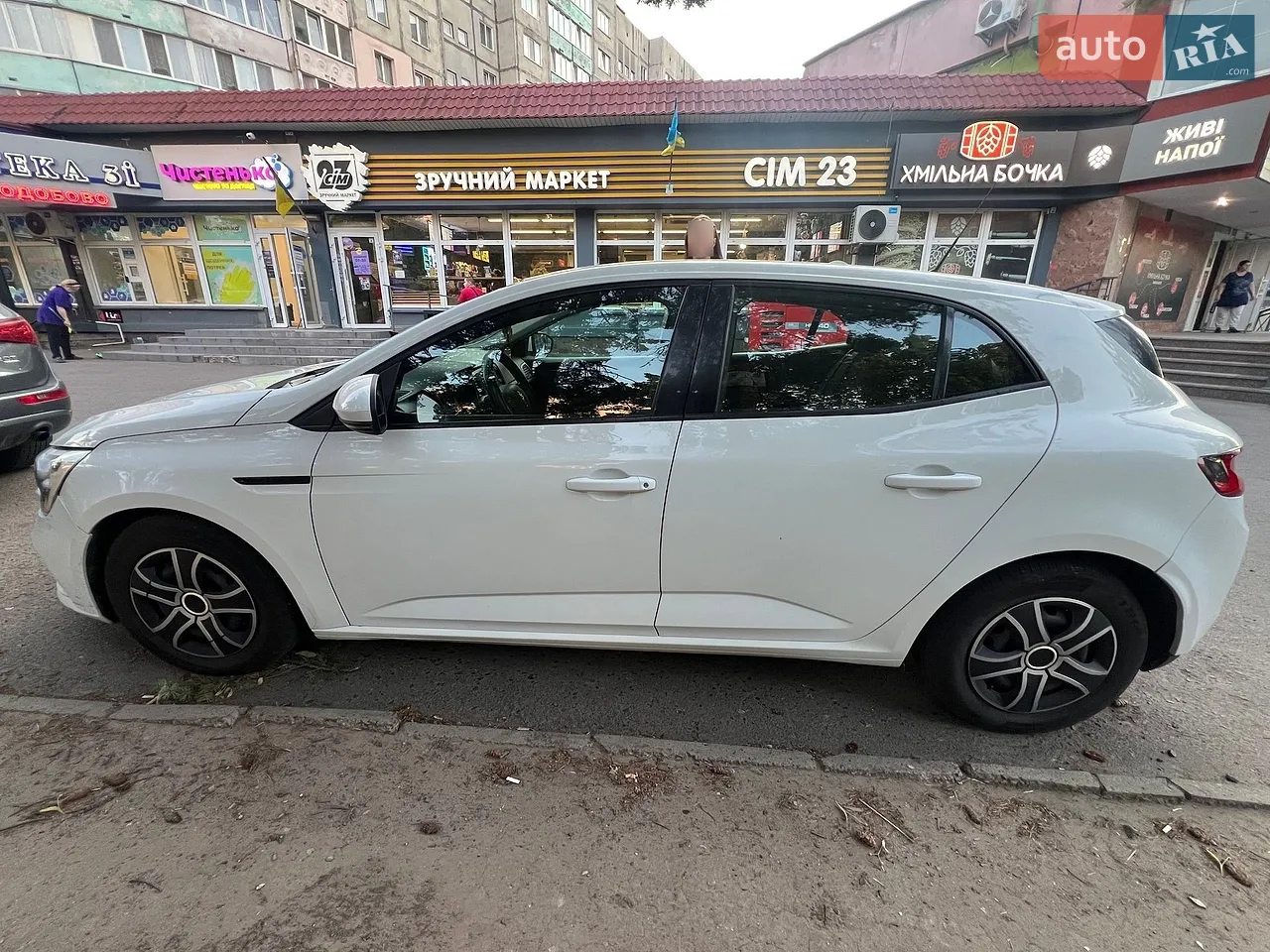 2016 Renault Megane - мініатюра 13