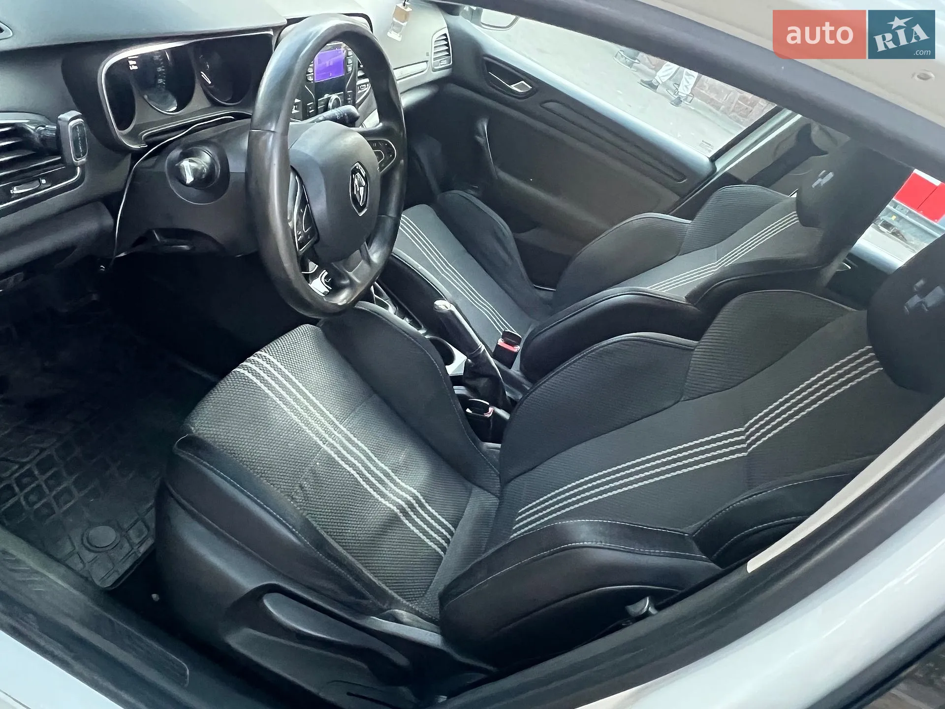 2017 Renault Megane - мініатюра 10