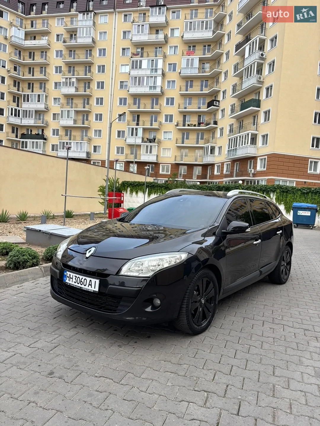 2010 Renault Megane - мініатюра 3