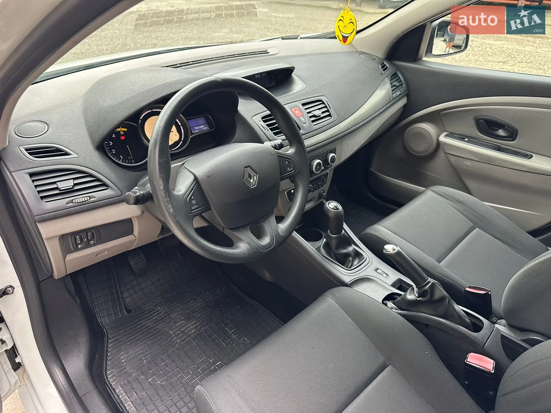 2010 Renault Megane - мініатюра 17