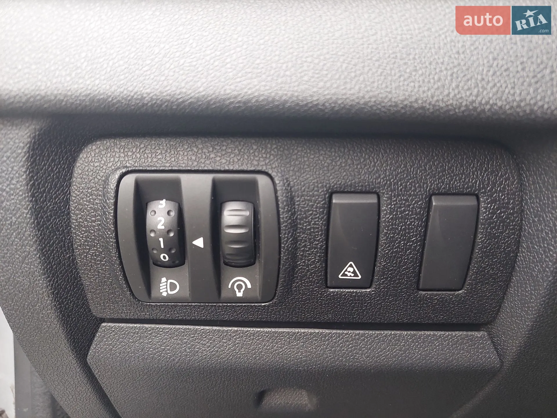 2010 Renault Megane - мініатюра 31