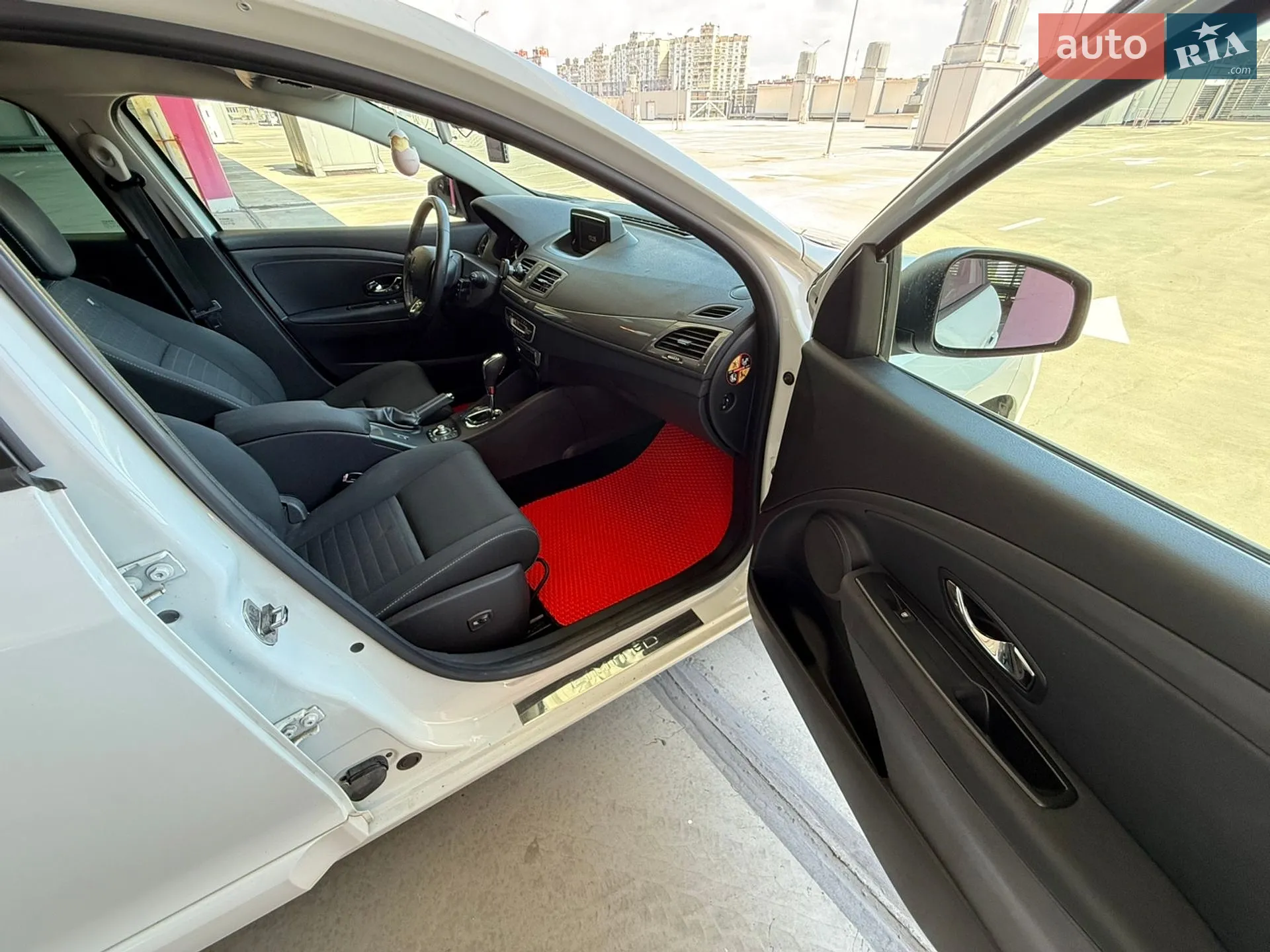 2015 Renault Megane - мініатюра 14