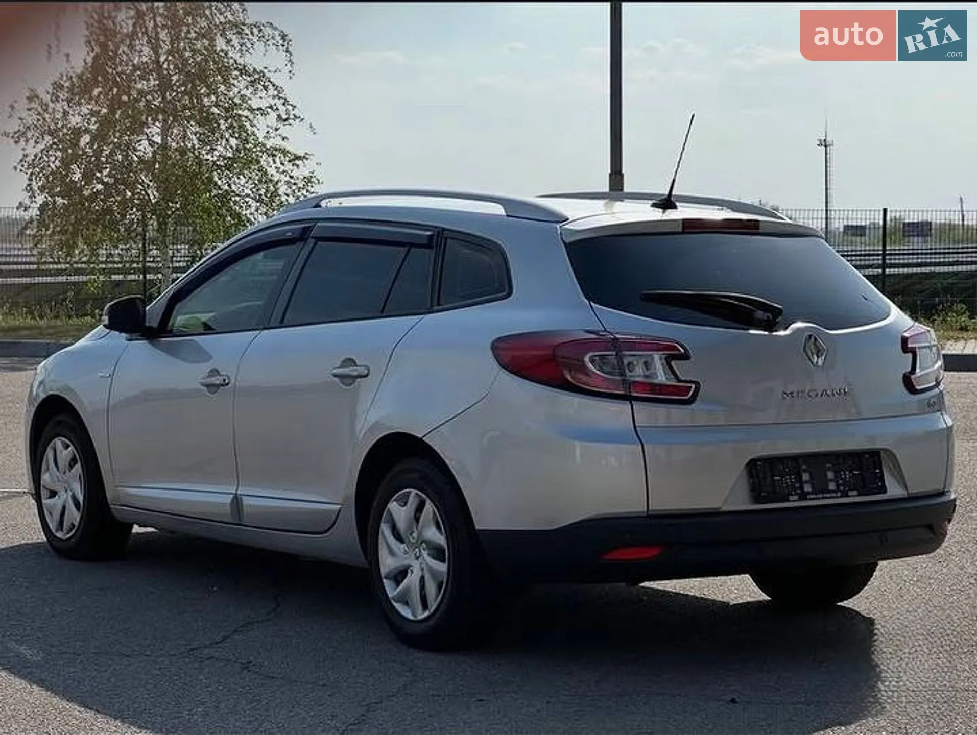 2015 Renault Megane - мініатюра 10