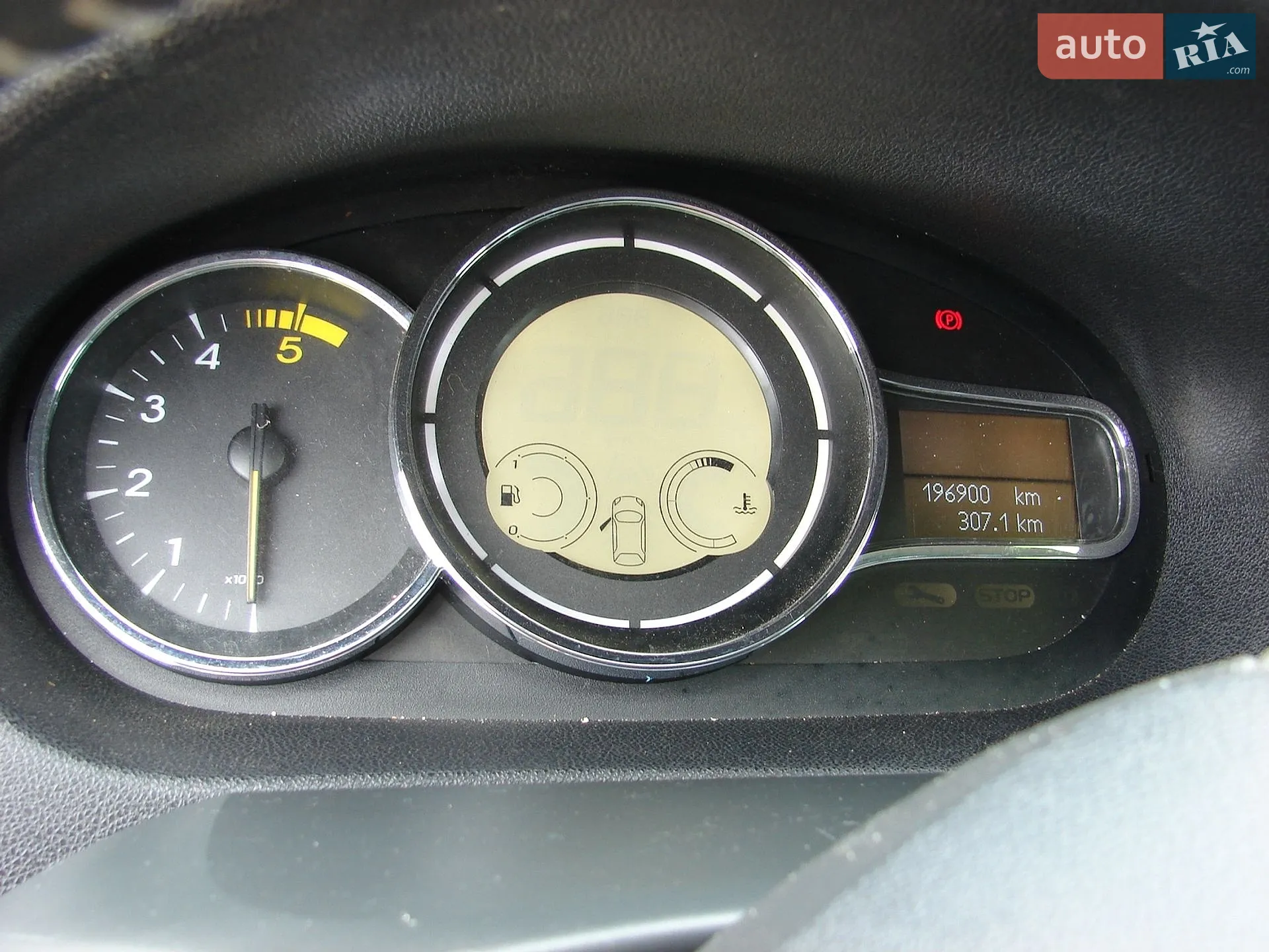 2012 Renault Megane - мініатюра 18