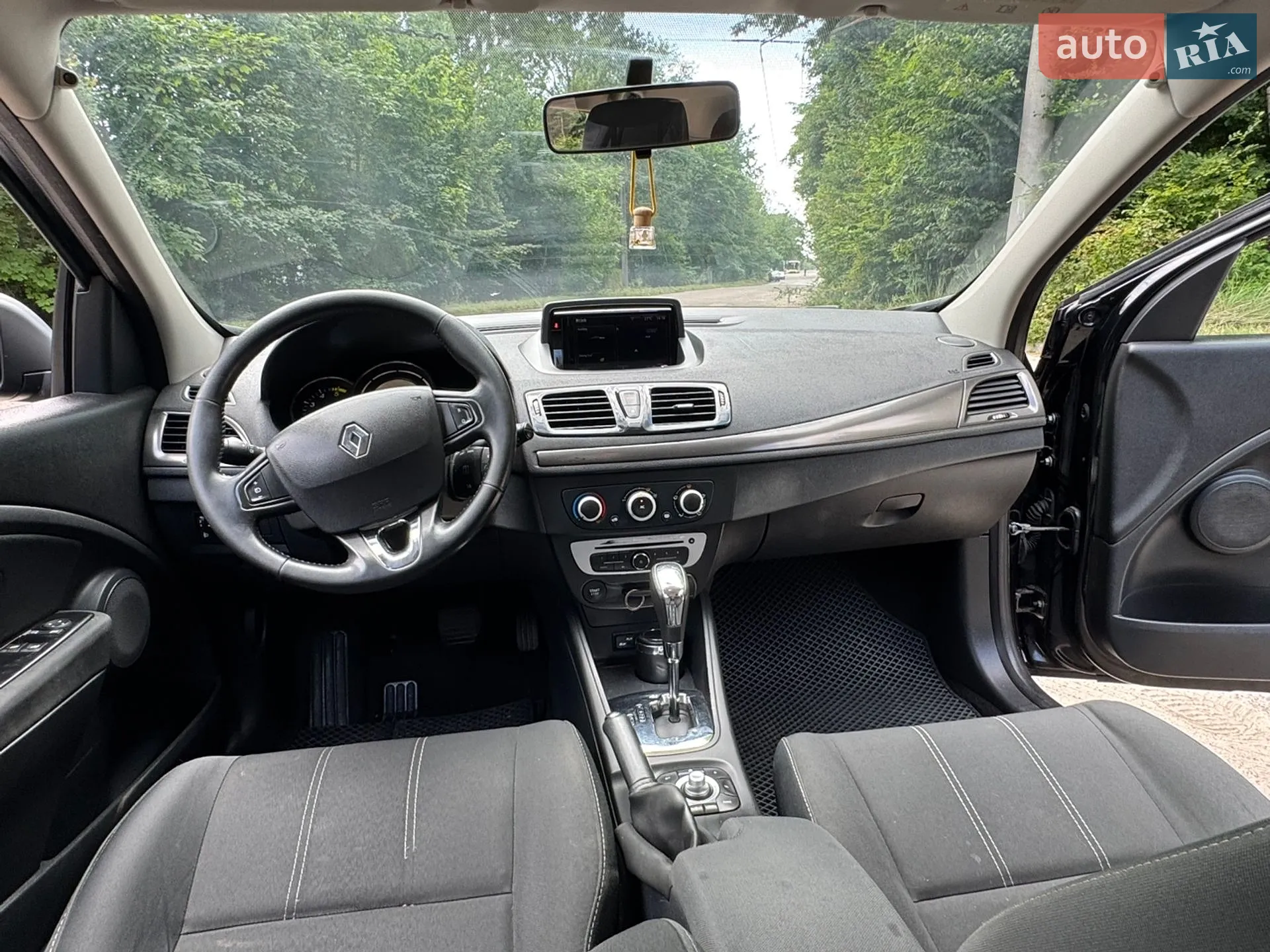 2014 Renault Megane - мініатюра 27