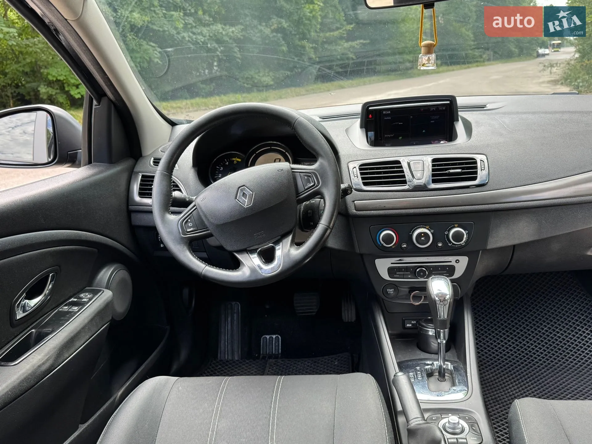 2014 Renault Megane - мініатюра 28