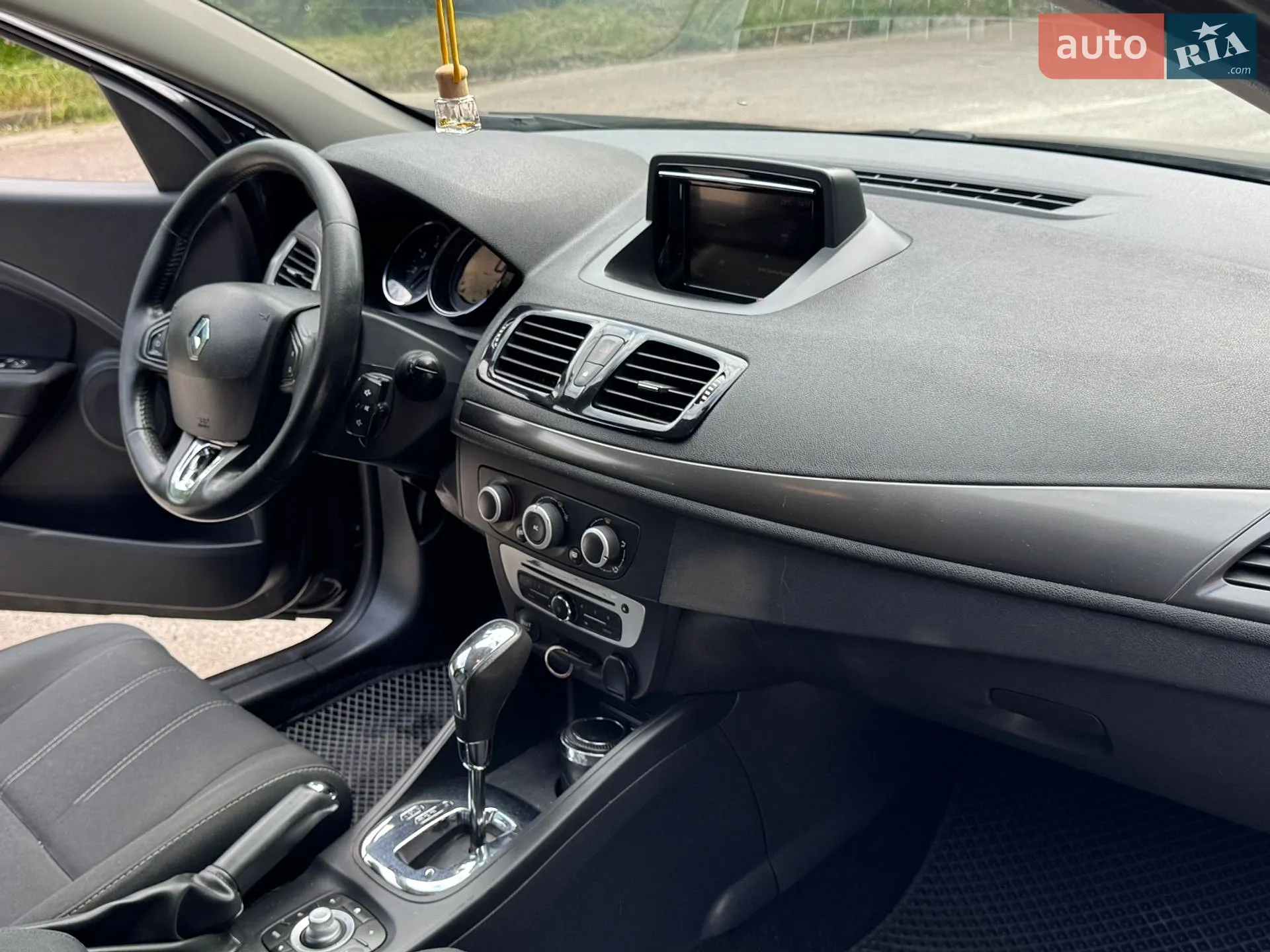 2014 Renault Megane - мініатюра 32