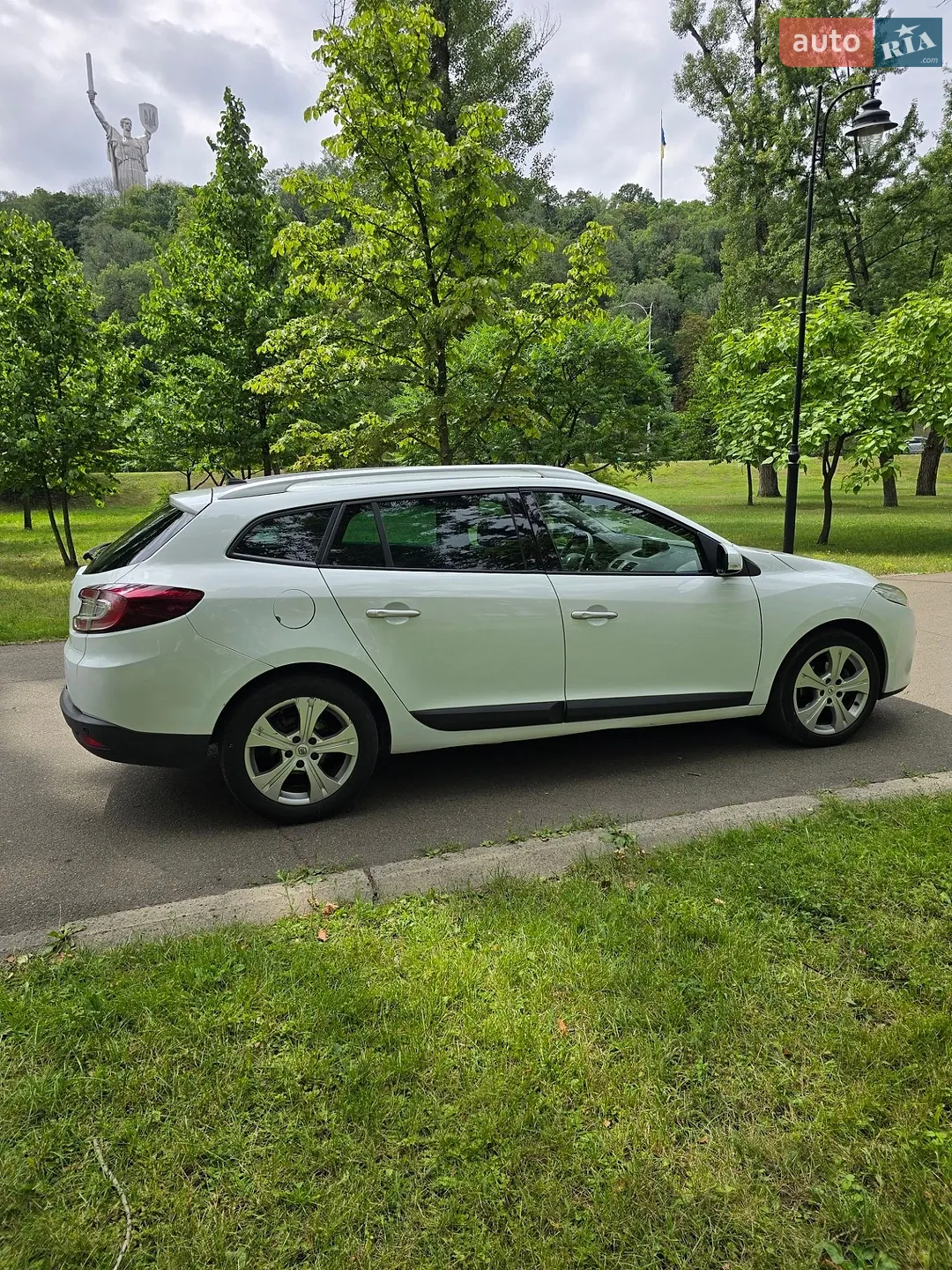 2010 Renault Megane - мініатюра 7