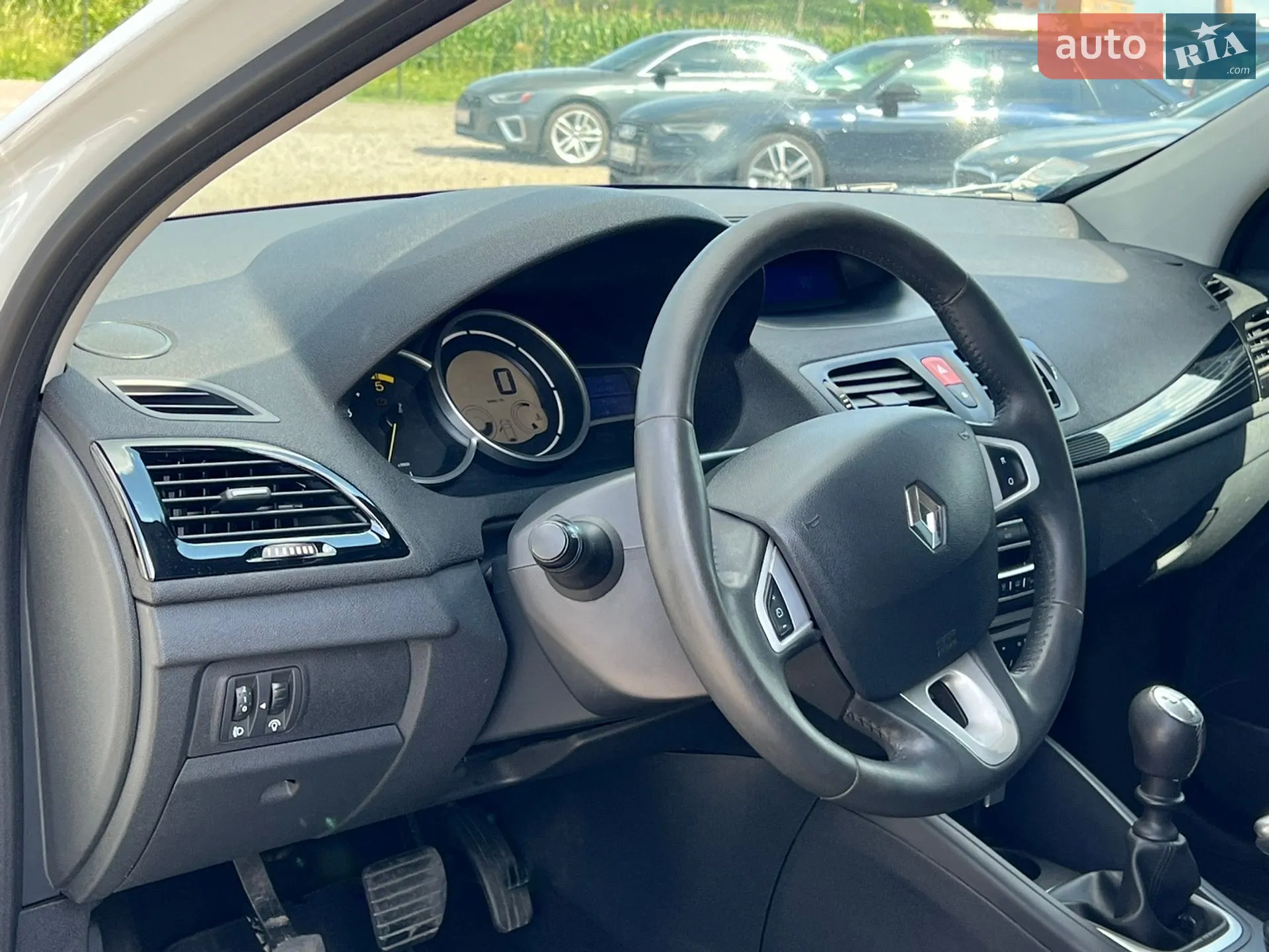 2011 Renault Megane - мініатюра 14